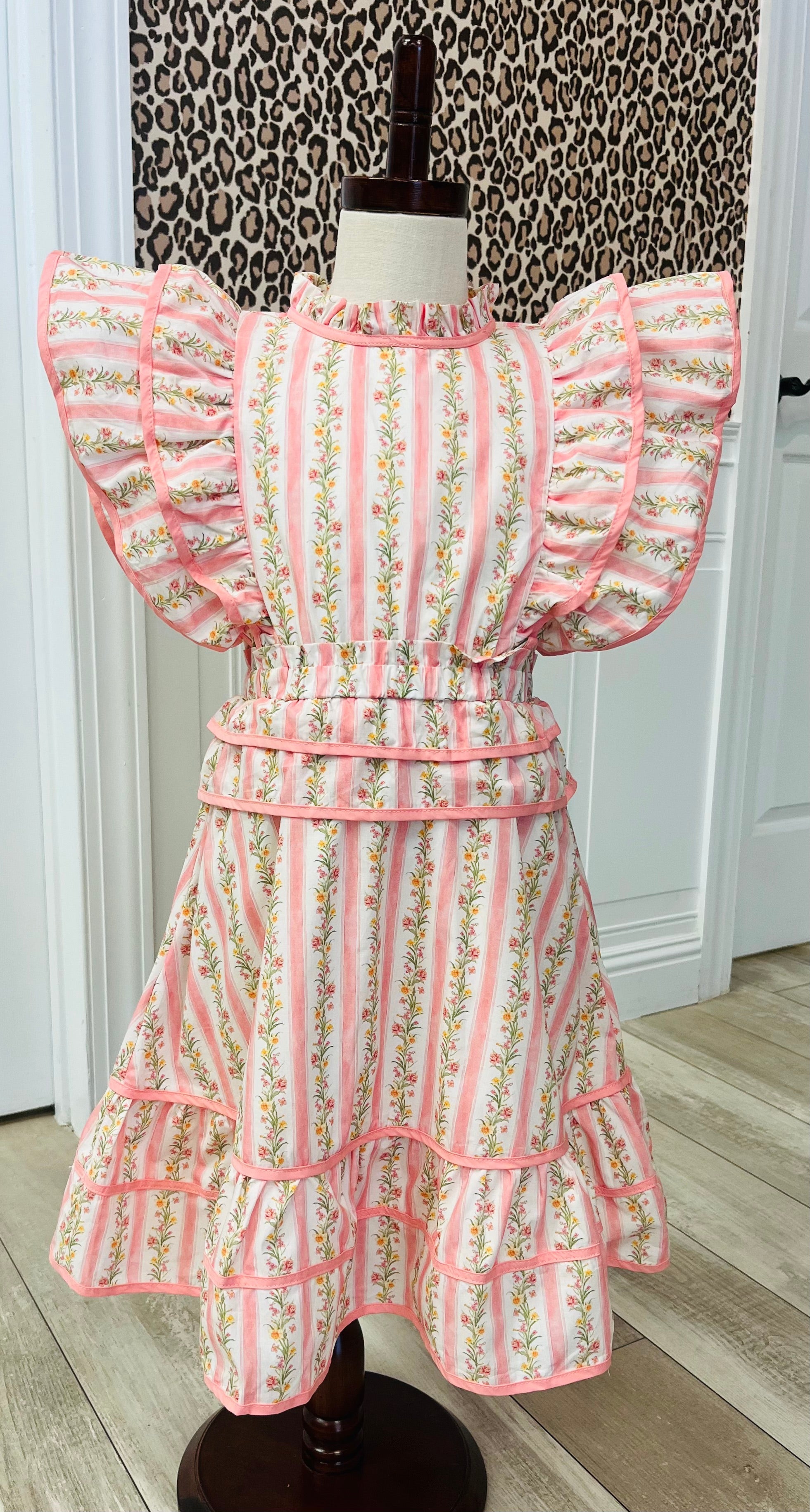 15. Girl's Size 6/6x