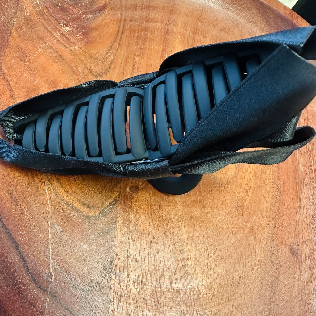 Black Bow Hair Clip
