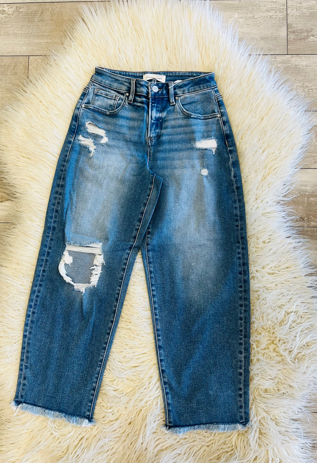 Women’s Risen High Rise Crop Barrel Distressed Jeans Style 1881