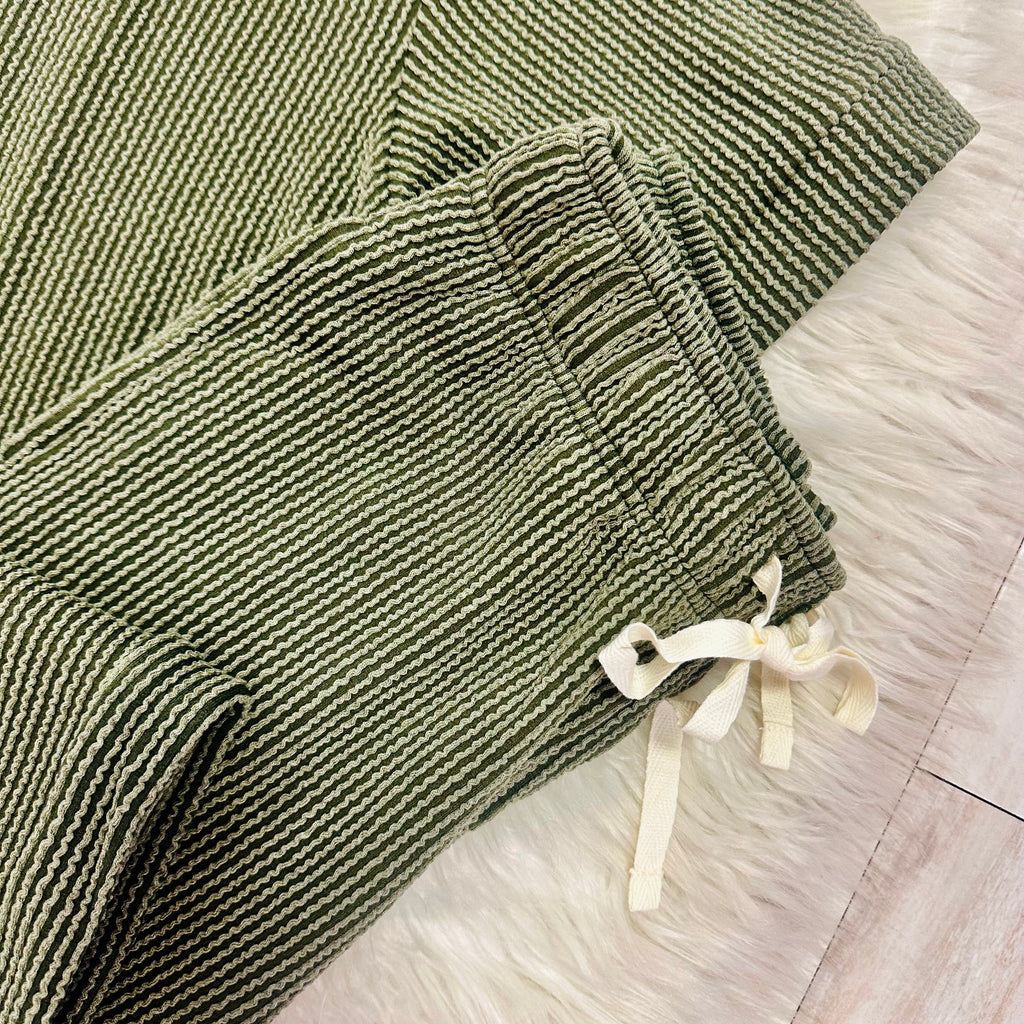 Women’s Ribbed Top and Drawstring Pant Set in Army Green