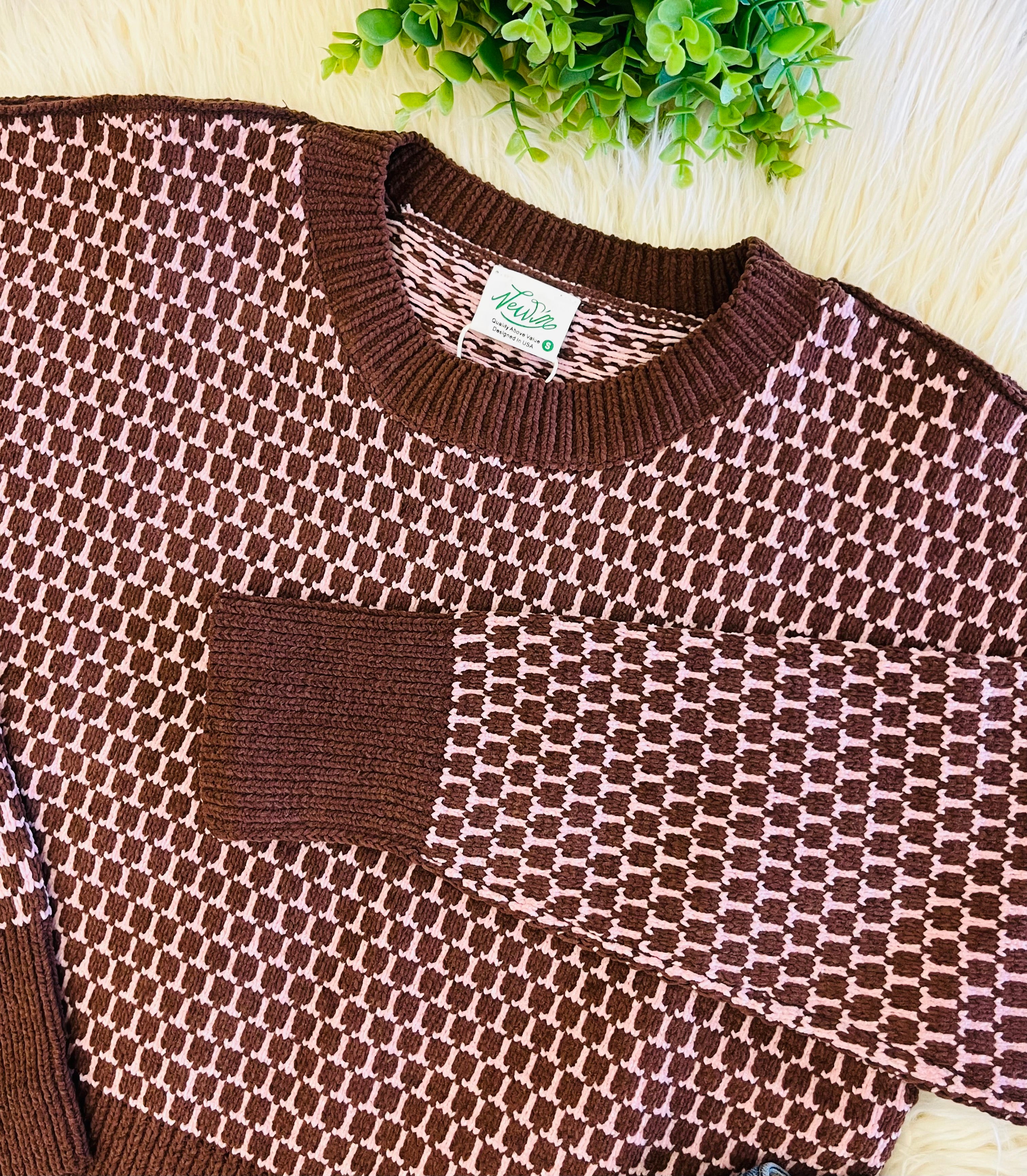 Women’s Brown And Pink Checkered Knit Crewneck Sweater