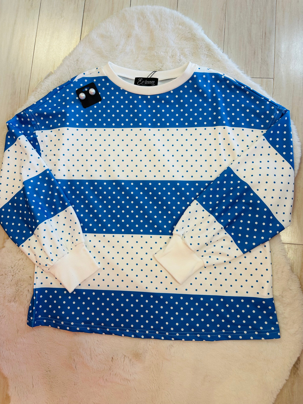 Women’s Evermmee royal blue stripe polka dot top