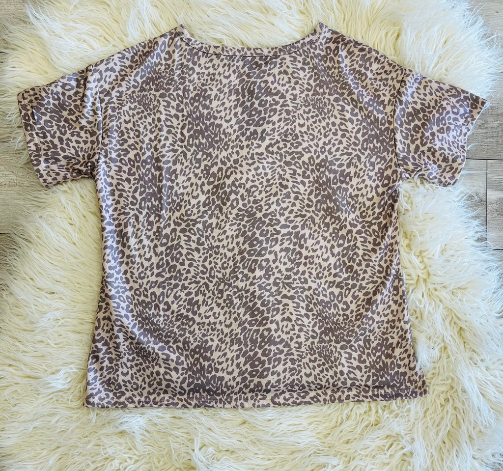 Women’s Evermmee Star Leopard Print Top