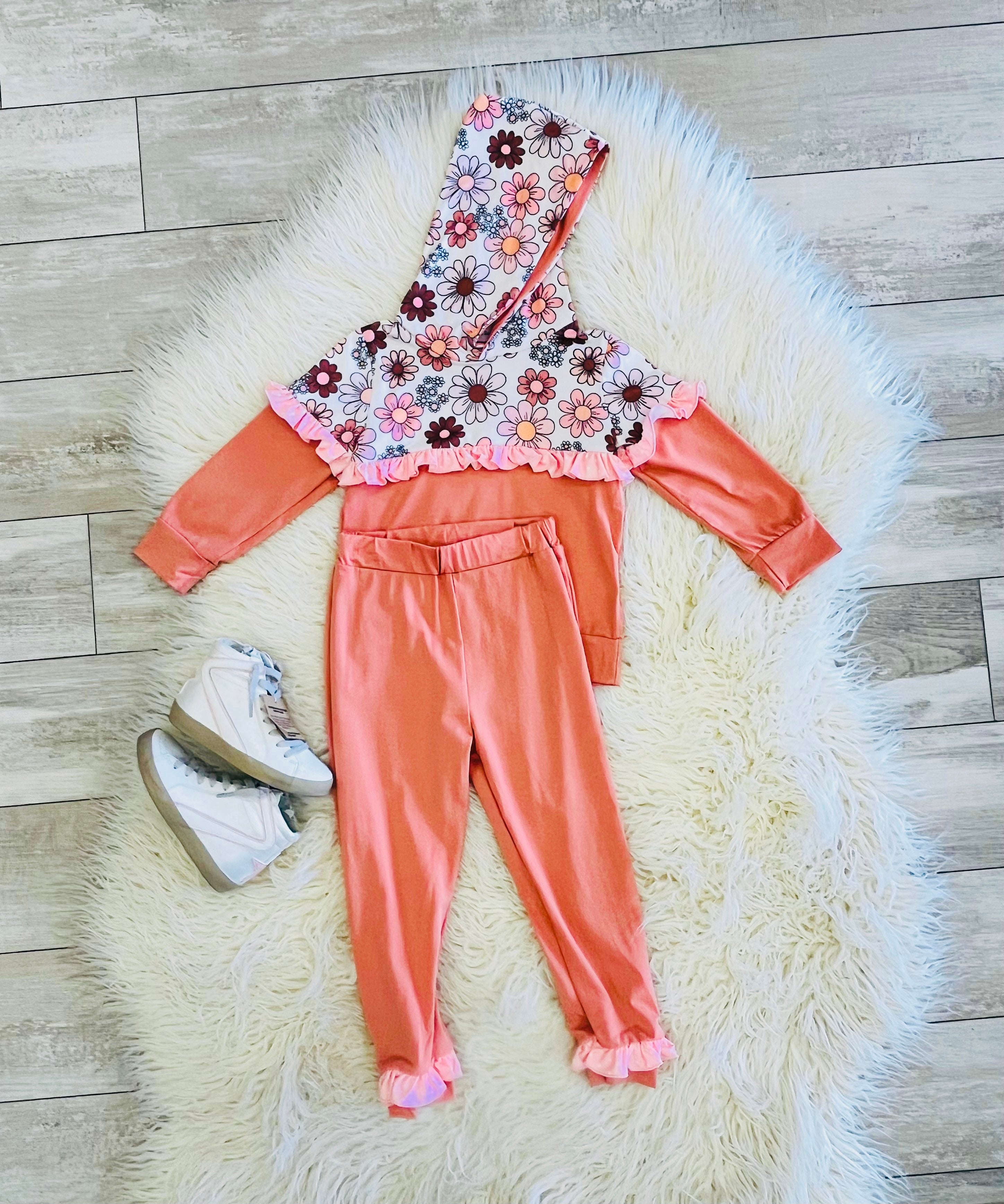 Girl’s Fall Floral Outfit
