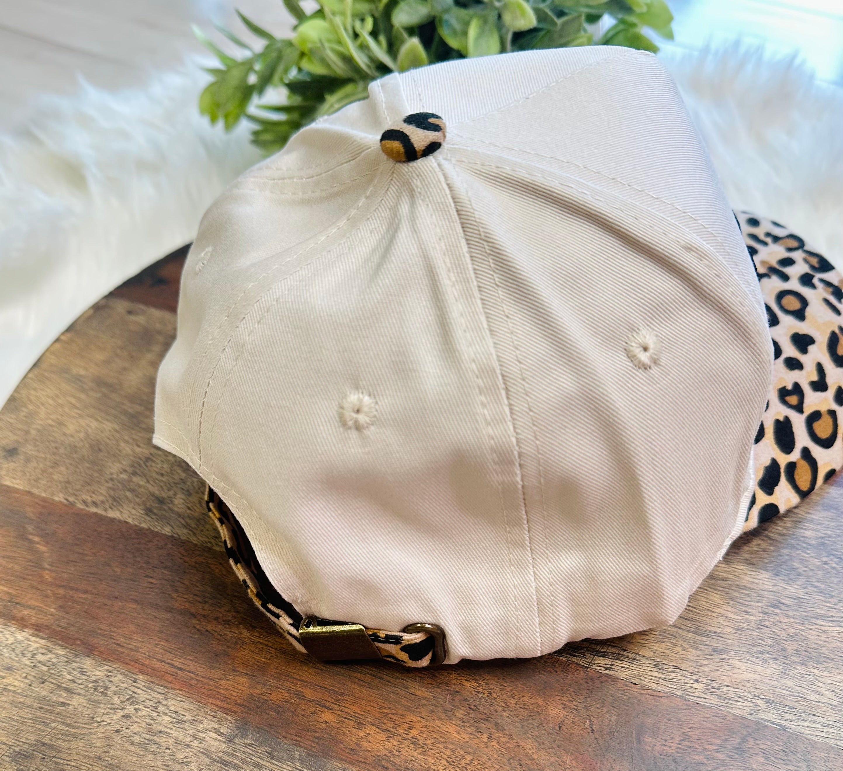 Women’s “Mommin” Cheetah Print Hat