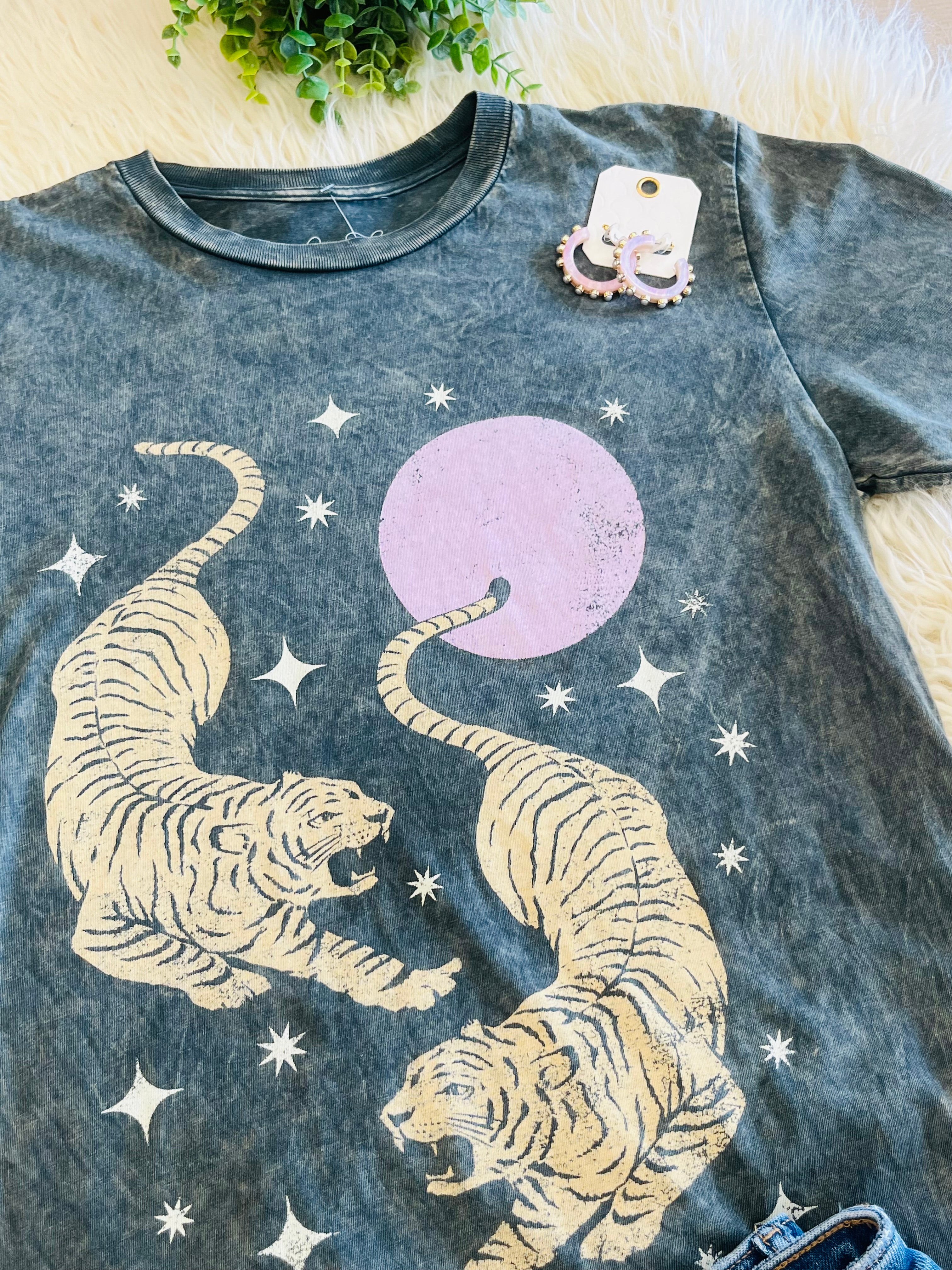 Women’s Lotus Fashion Twin Tigers Graphic Tee