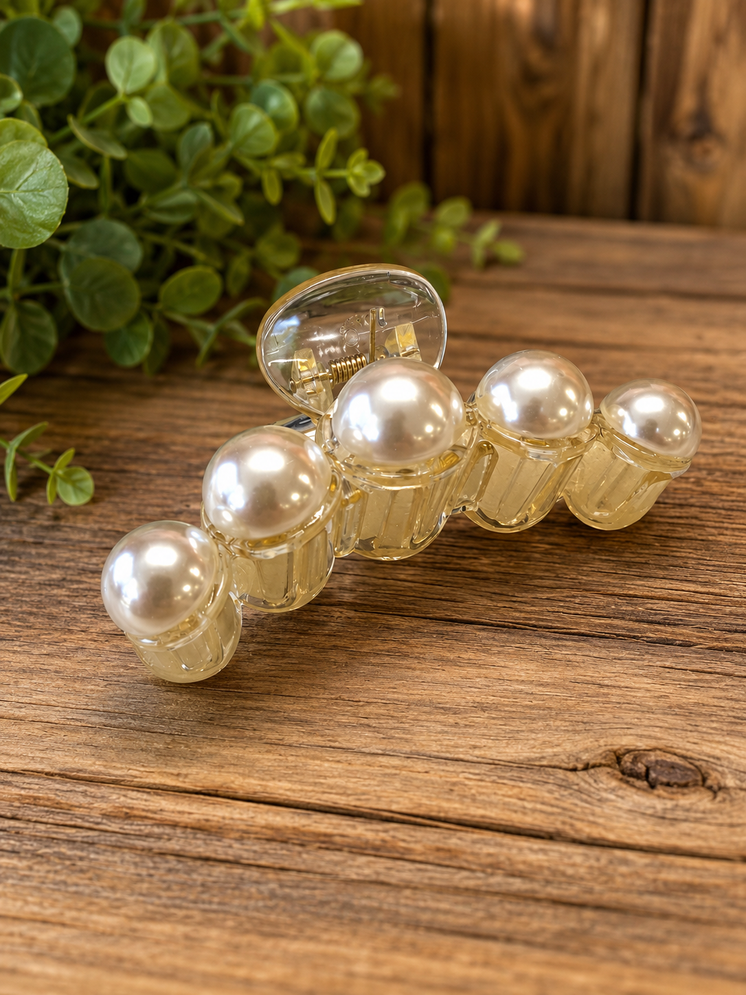 Pearl Claw Hair Clip 4”