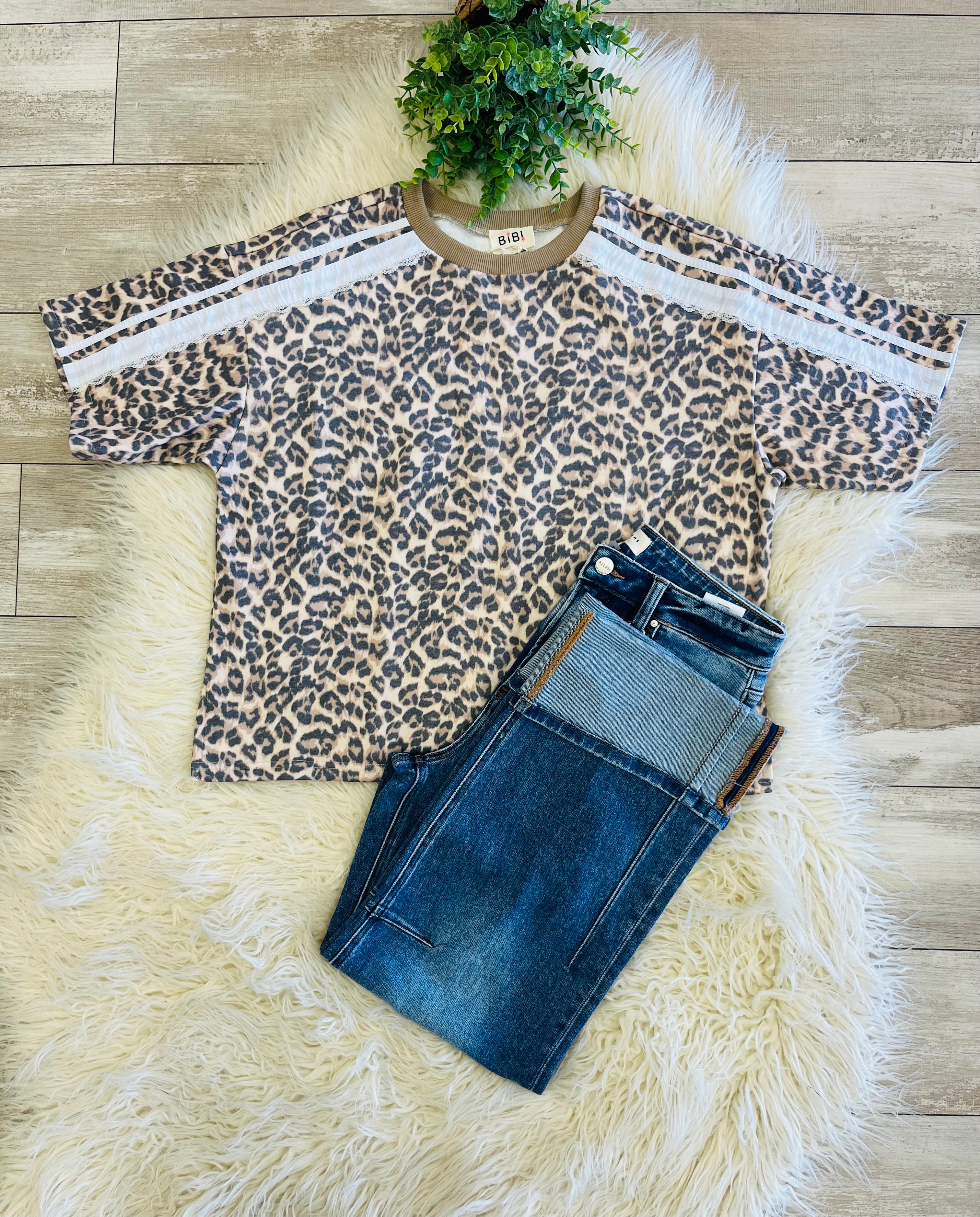 Women’s Leopard Lace Detail Top