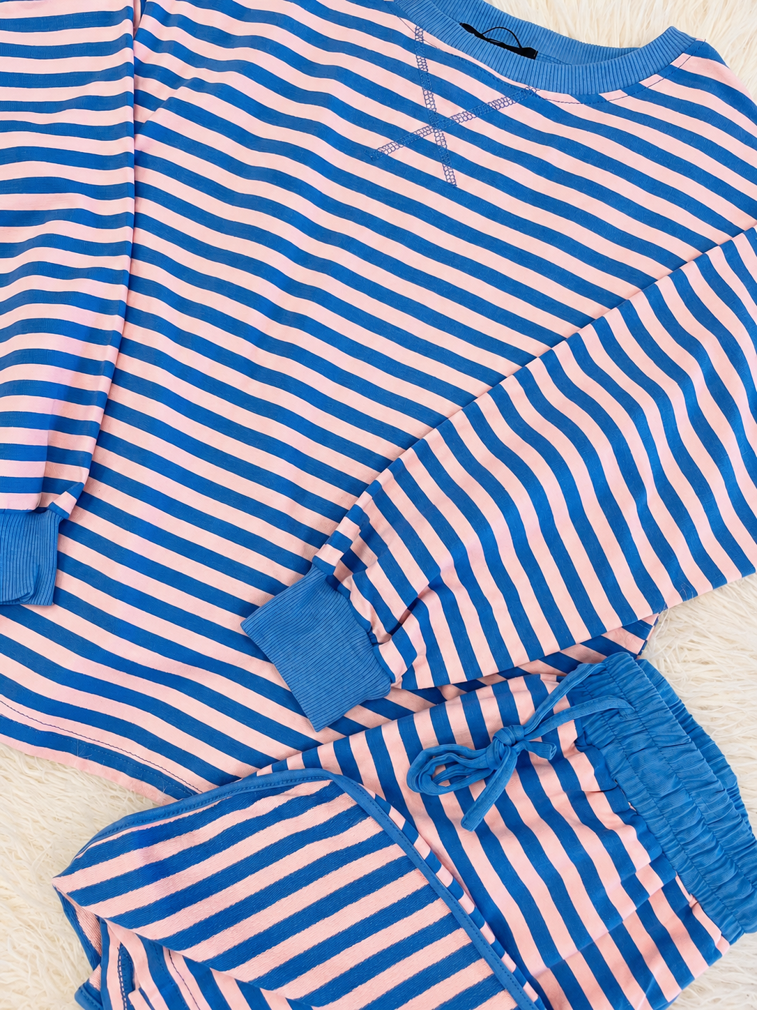 Women’s Evermmee Pink+Blue Stripped Long Sleeve Scort Set