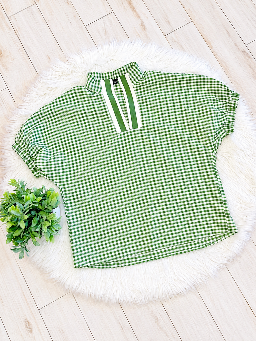 Women’s Evermmee Cream and Green Gingham Top