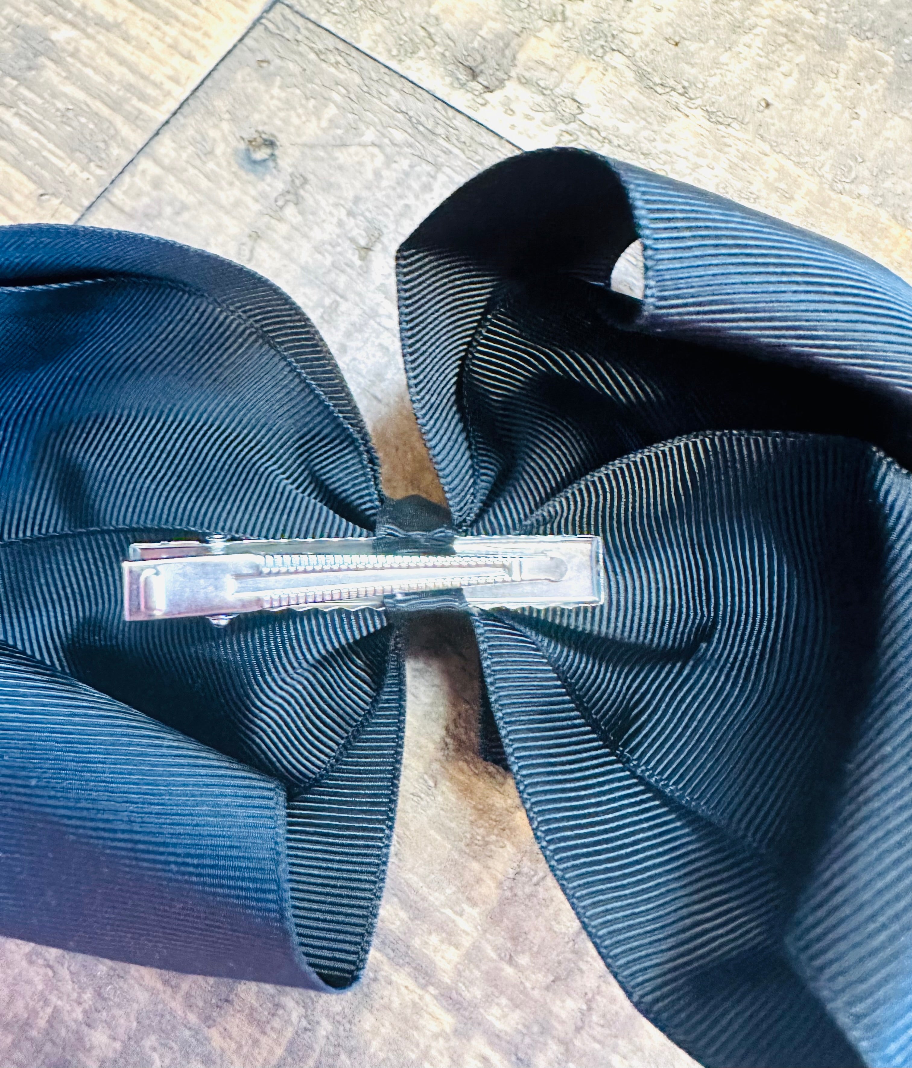Hair Bow 6” Alligator Clip - Black
