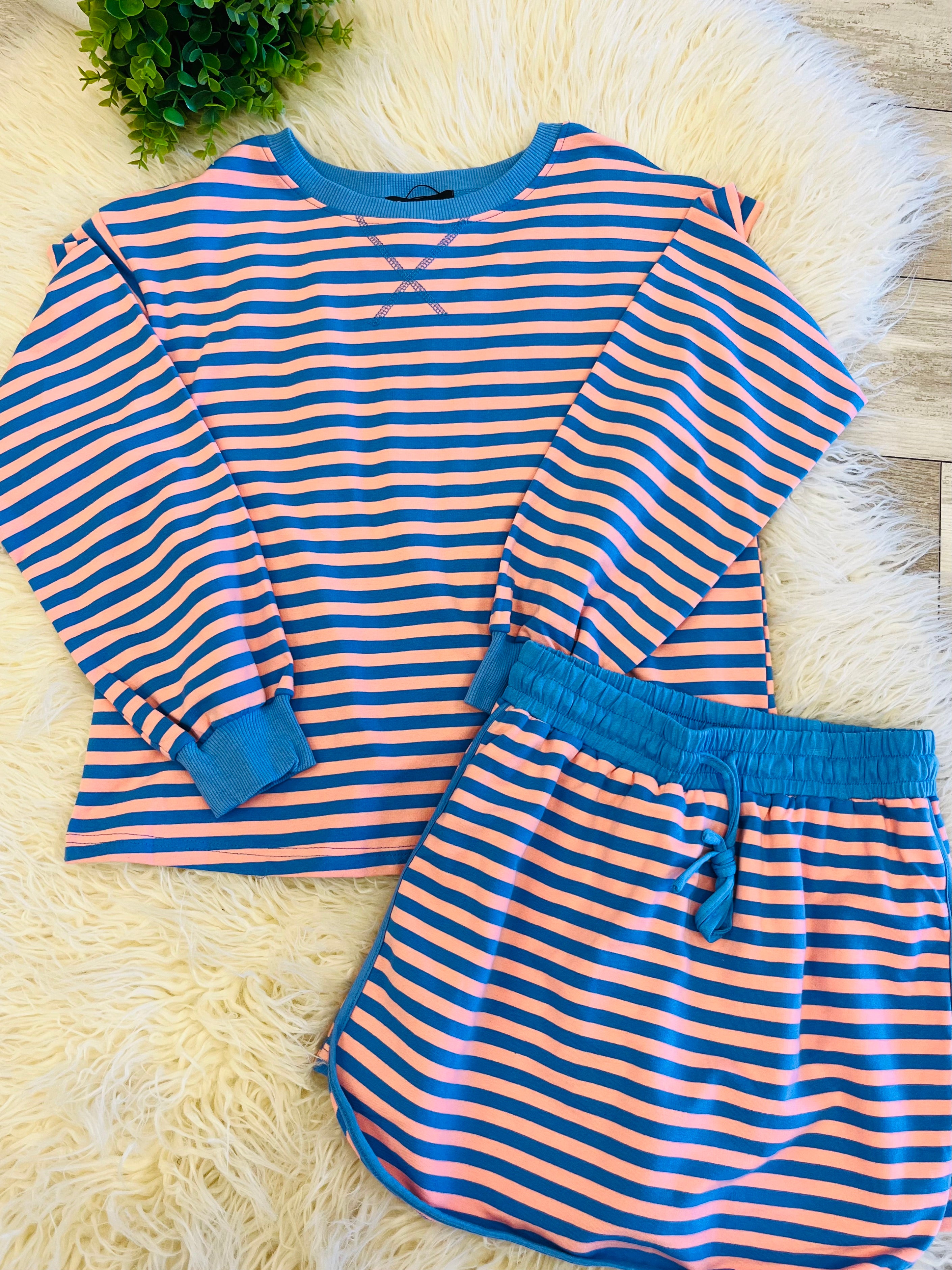 Women’s Evermmee Pink+Blue Stripped Long Sleeve Scort Set