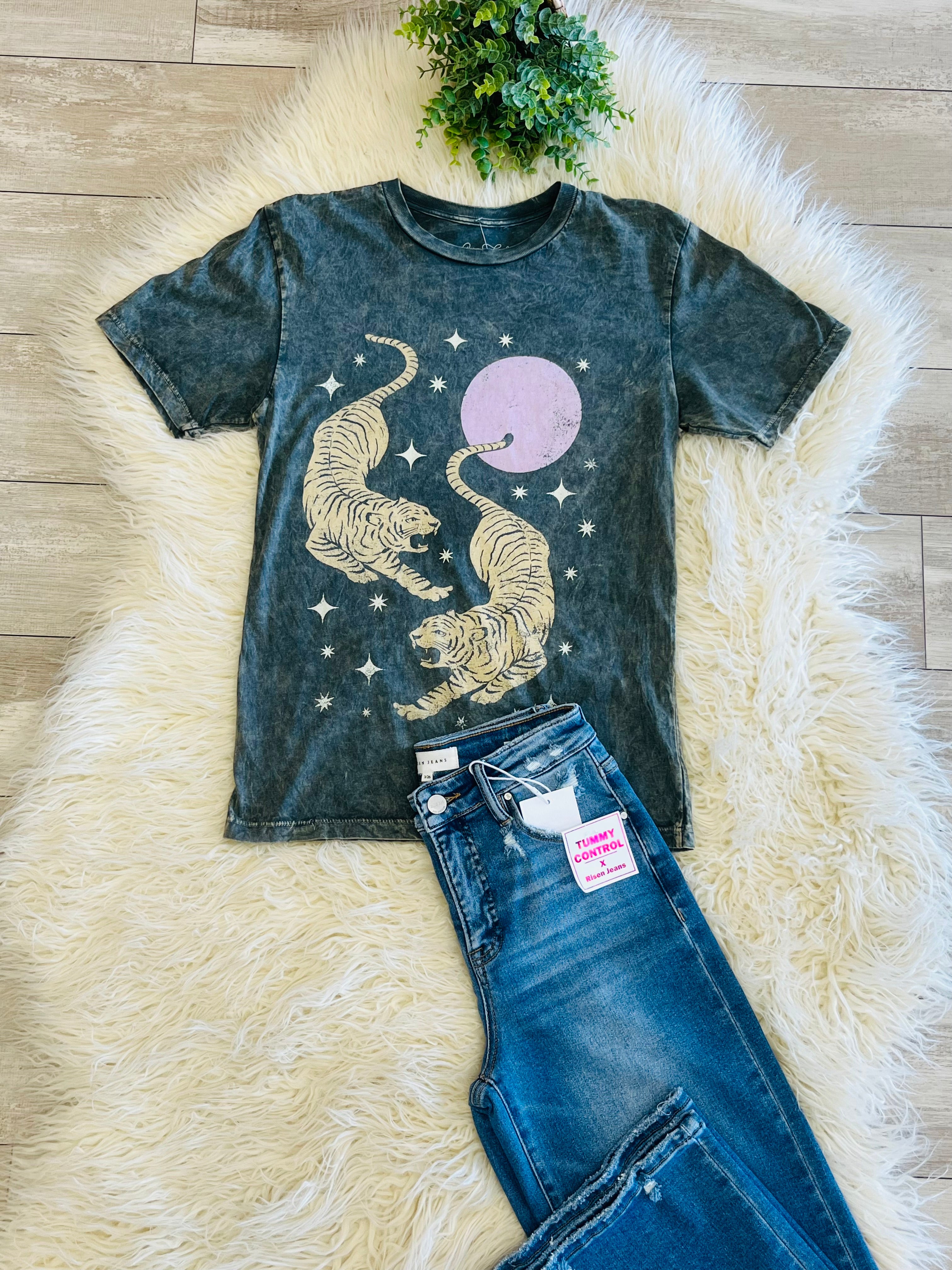 Women’s Lotus Fashion Twin Tigers Graphic Tee