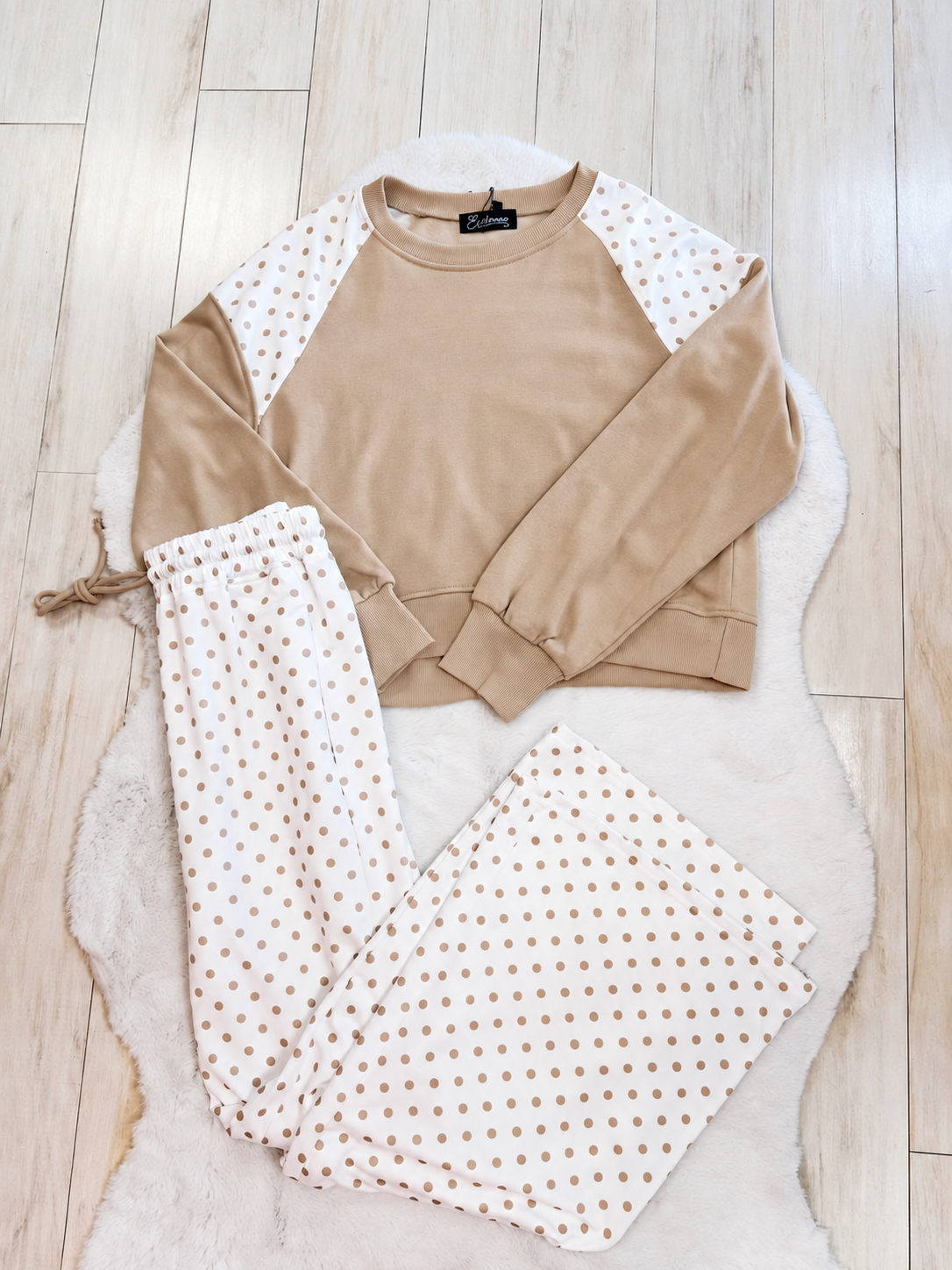 Women’s Evermmee tan polka dot pant set