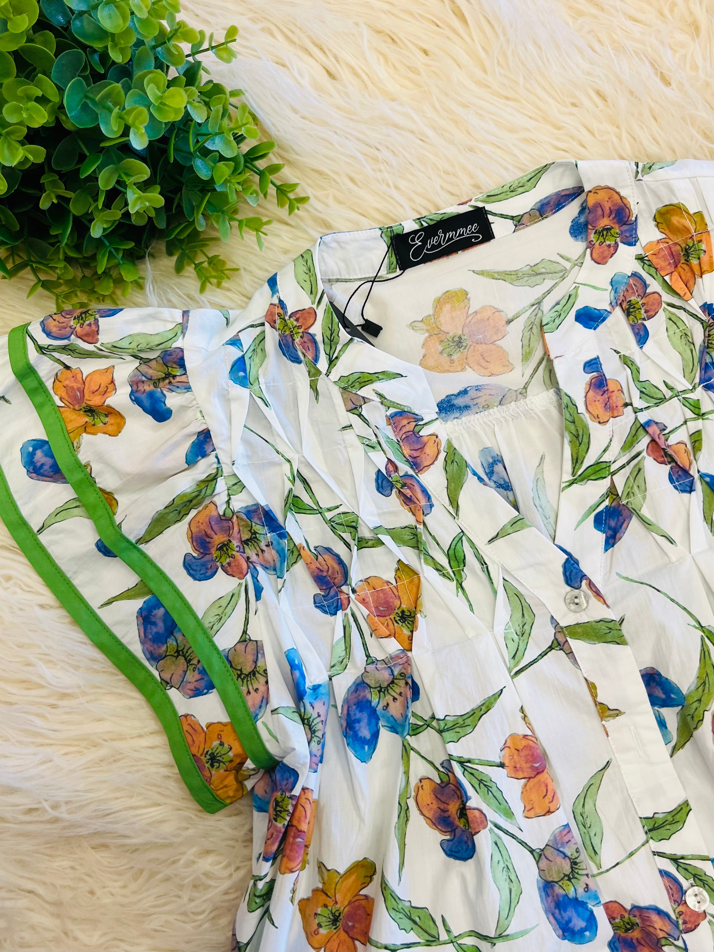 Women’s EverMMee Floral Ruffle Sleeve Button Down Top