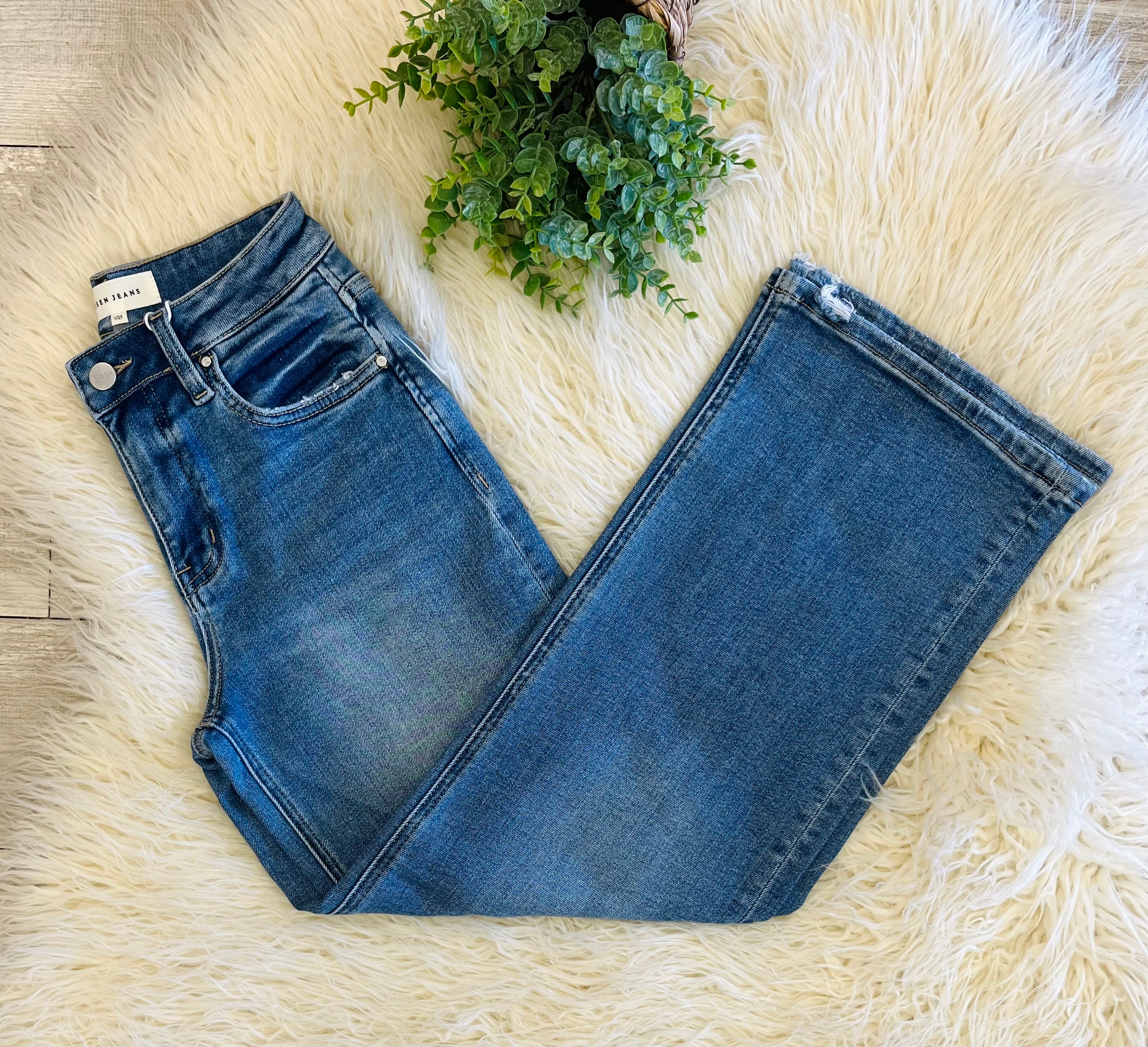 Women’s Risen Straight Leg Jeans 1790