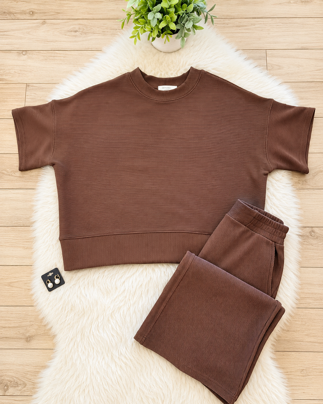 Women’s Zenana Brown Ribbed Pant Set