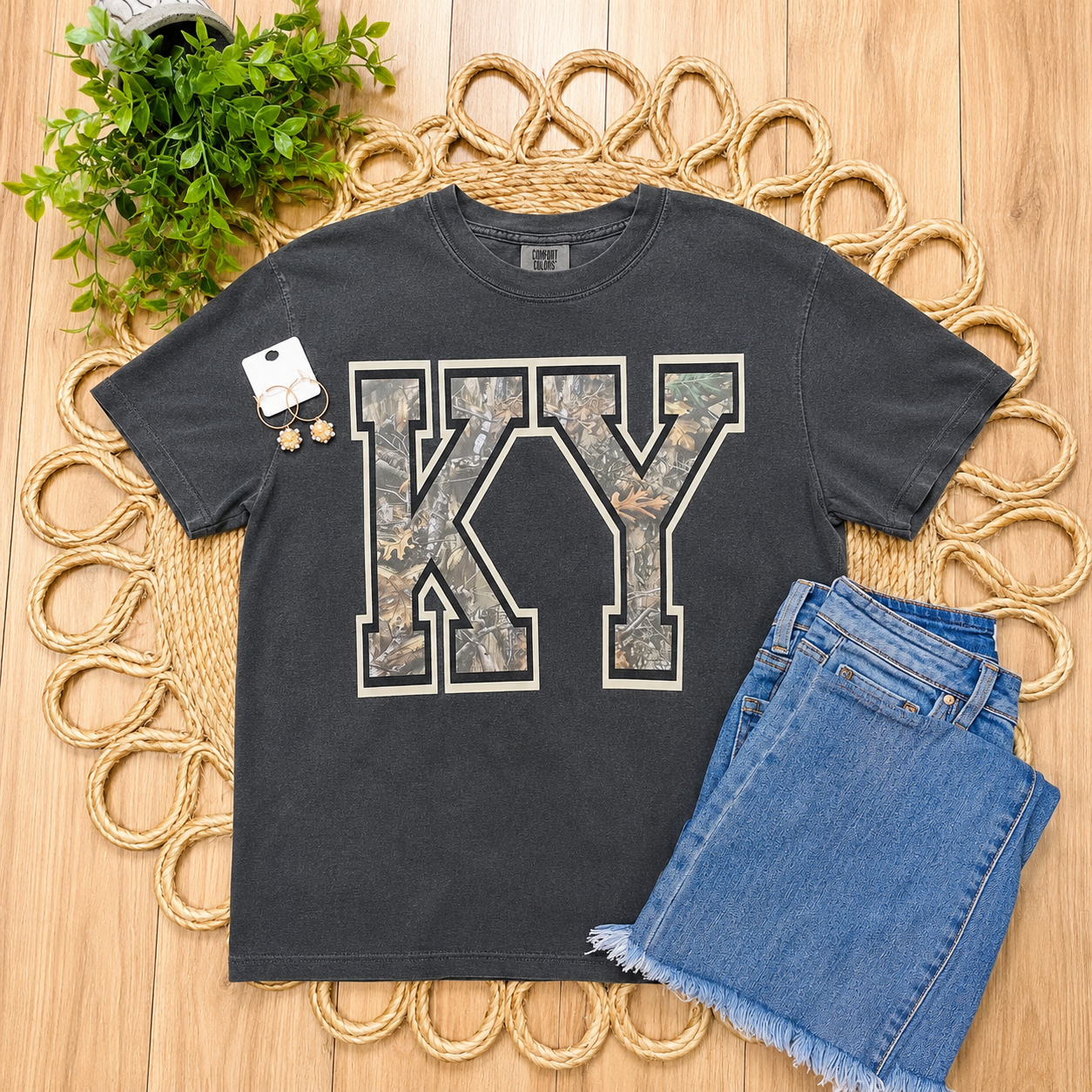 Women’s Gray Camo Print KY Tee