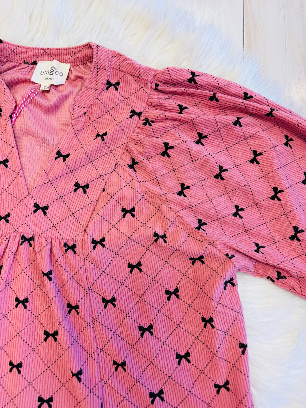 Women’s Umgee Corduroy Bow Print Top Loose Fit