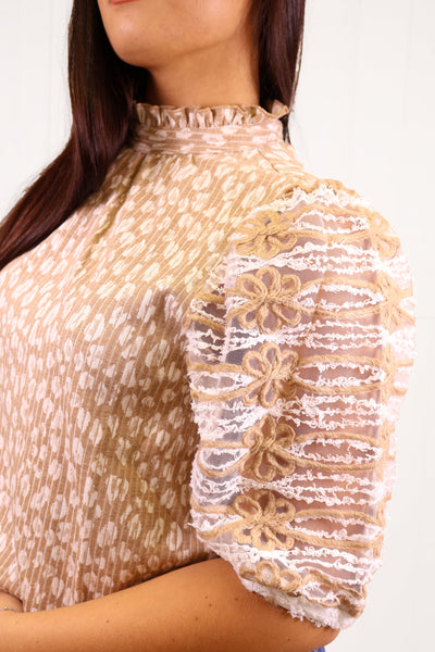 VOY Cheetah Puff Sleeve Top