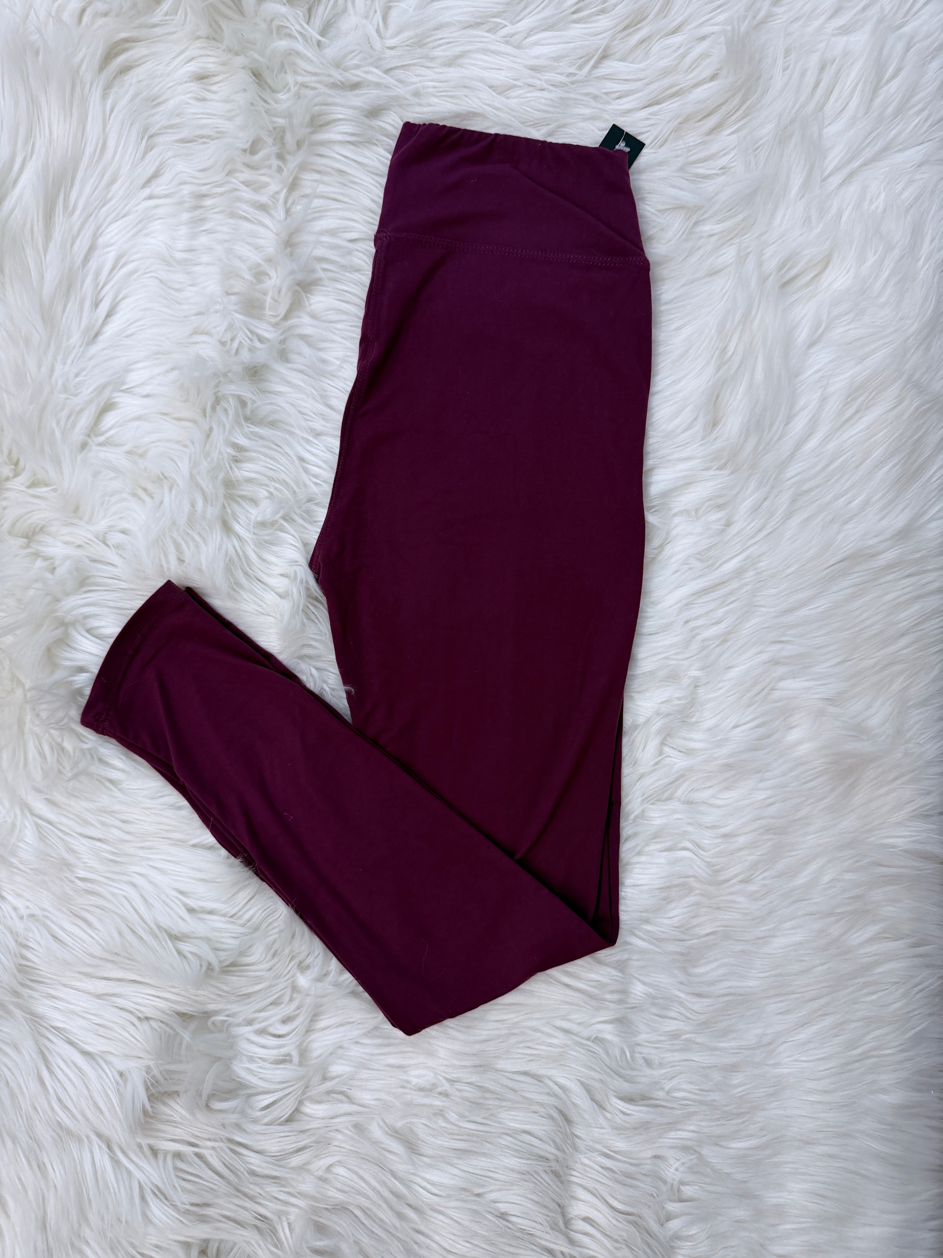 Women’s Ultra Soft Pull On Leggings in Wine Full Length