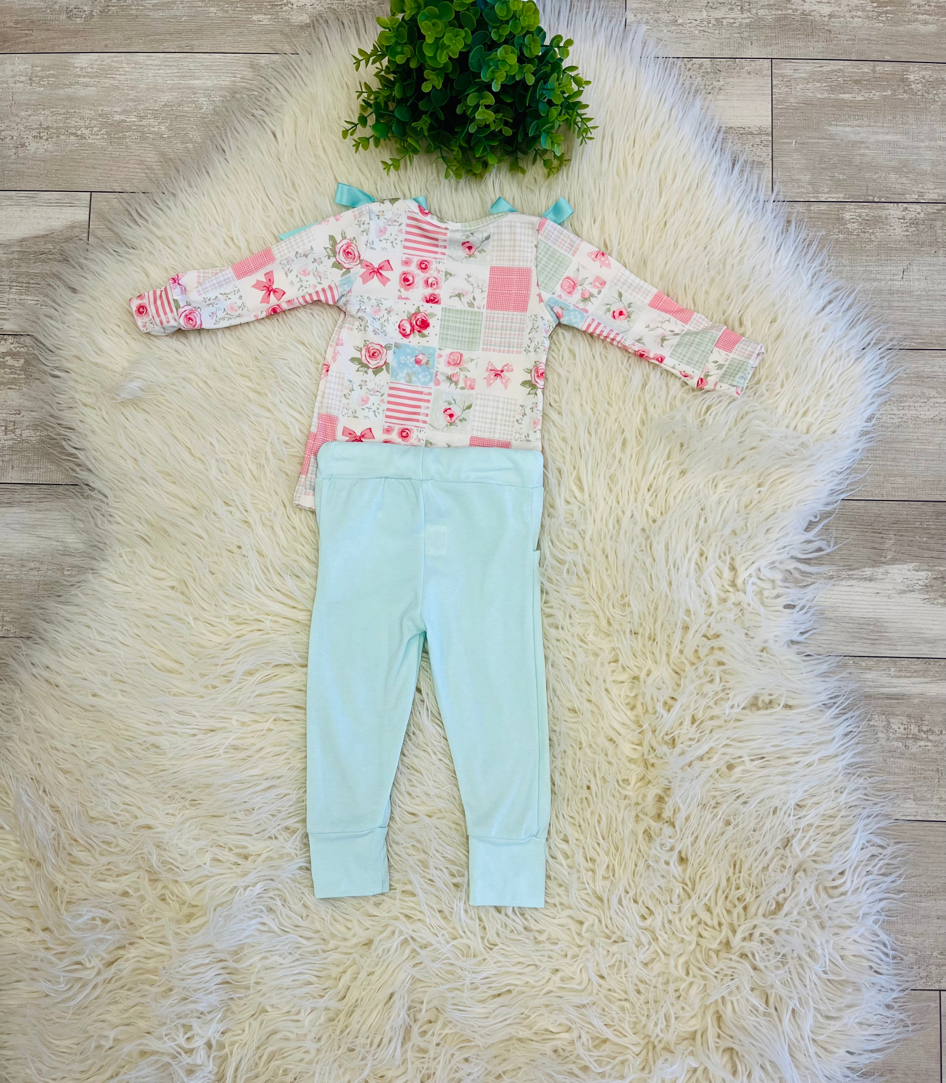 Girl’s Ribbon Bow Floral Outfit
