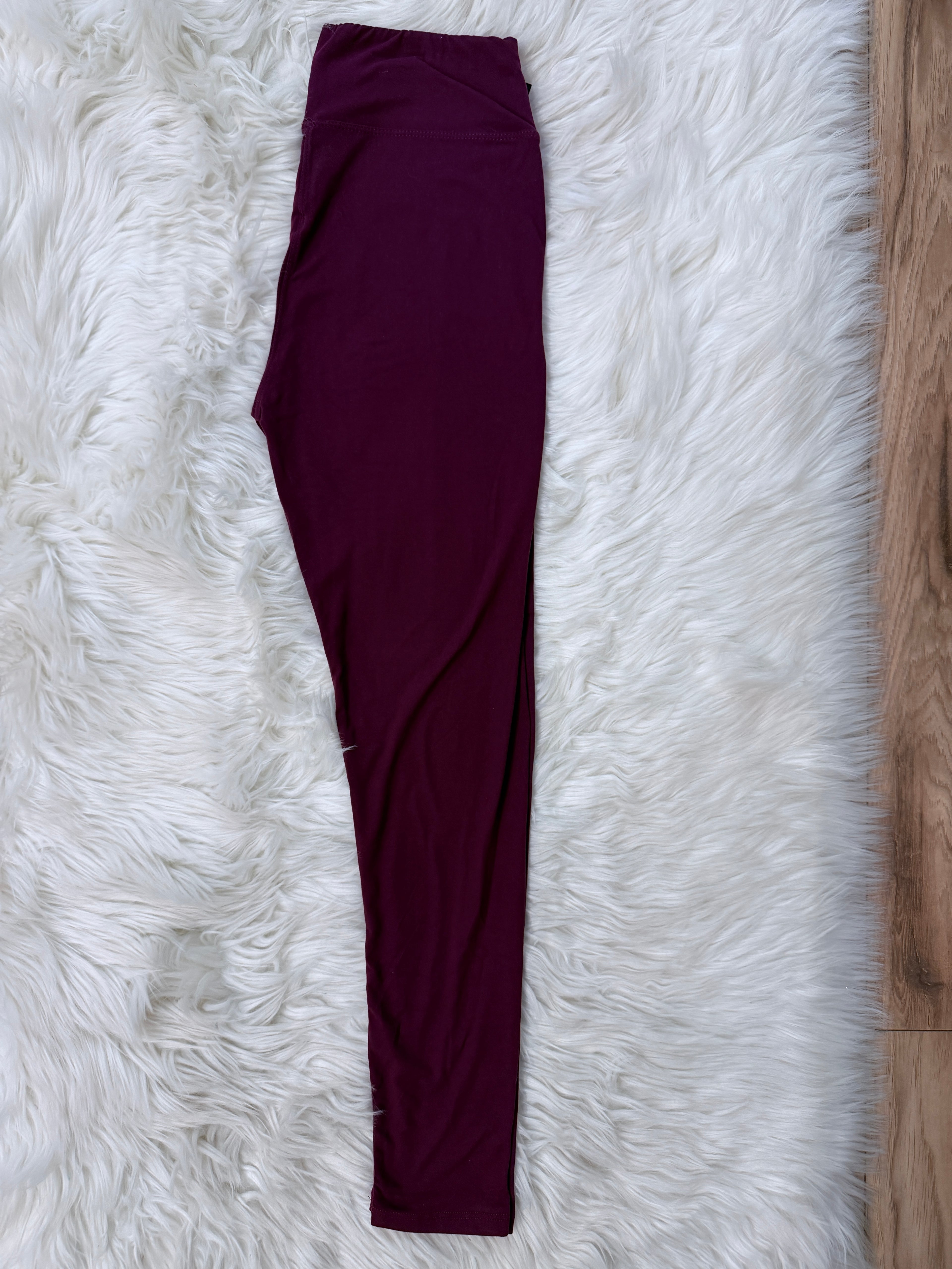 Women’s Ultra Soft Pull On Leggings in Wine Full Length
