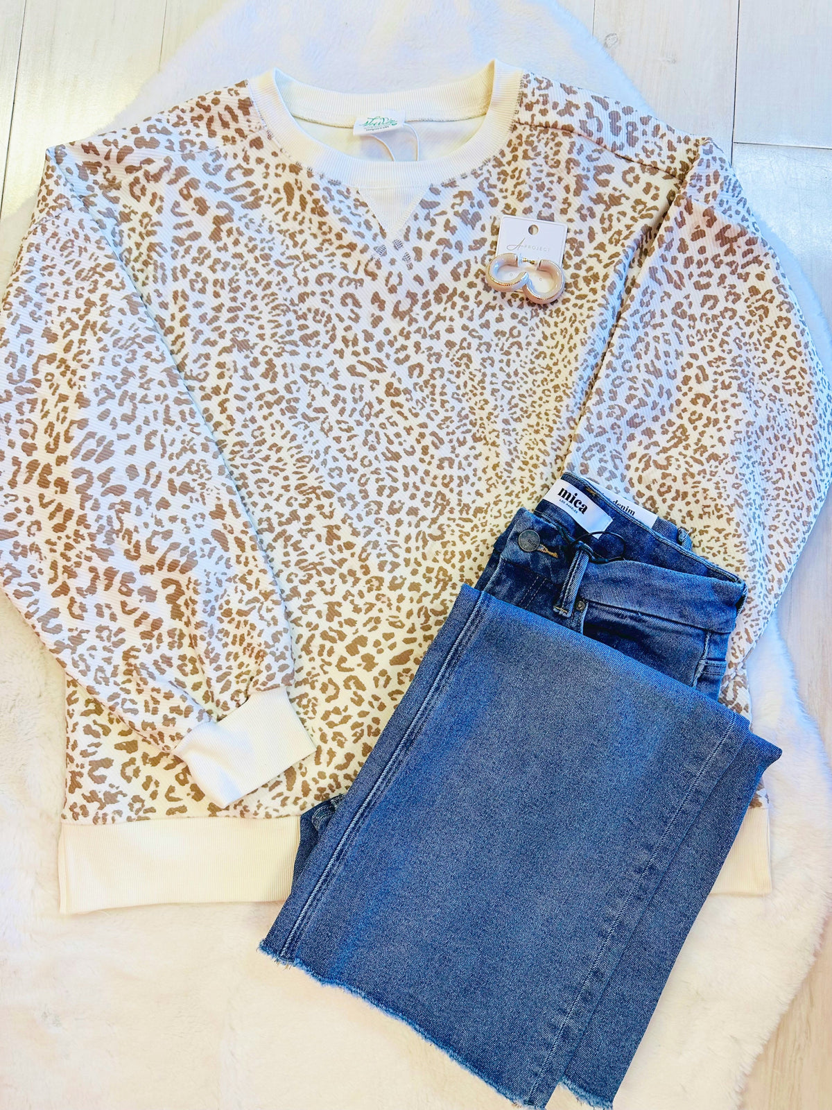 Women’s brown cheetah print top-true to size