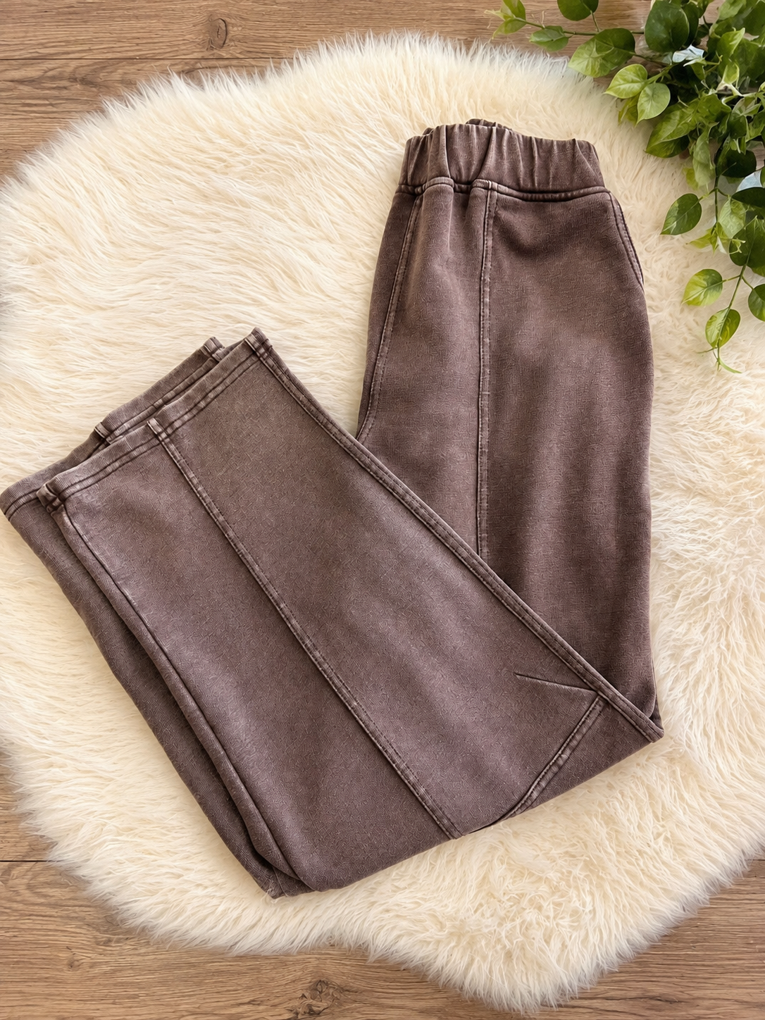 Mocha Acid Wash Petite/Cropped Barrel Pants Women’s