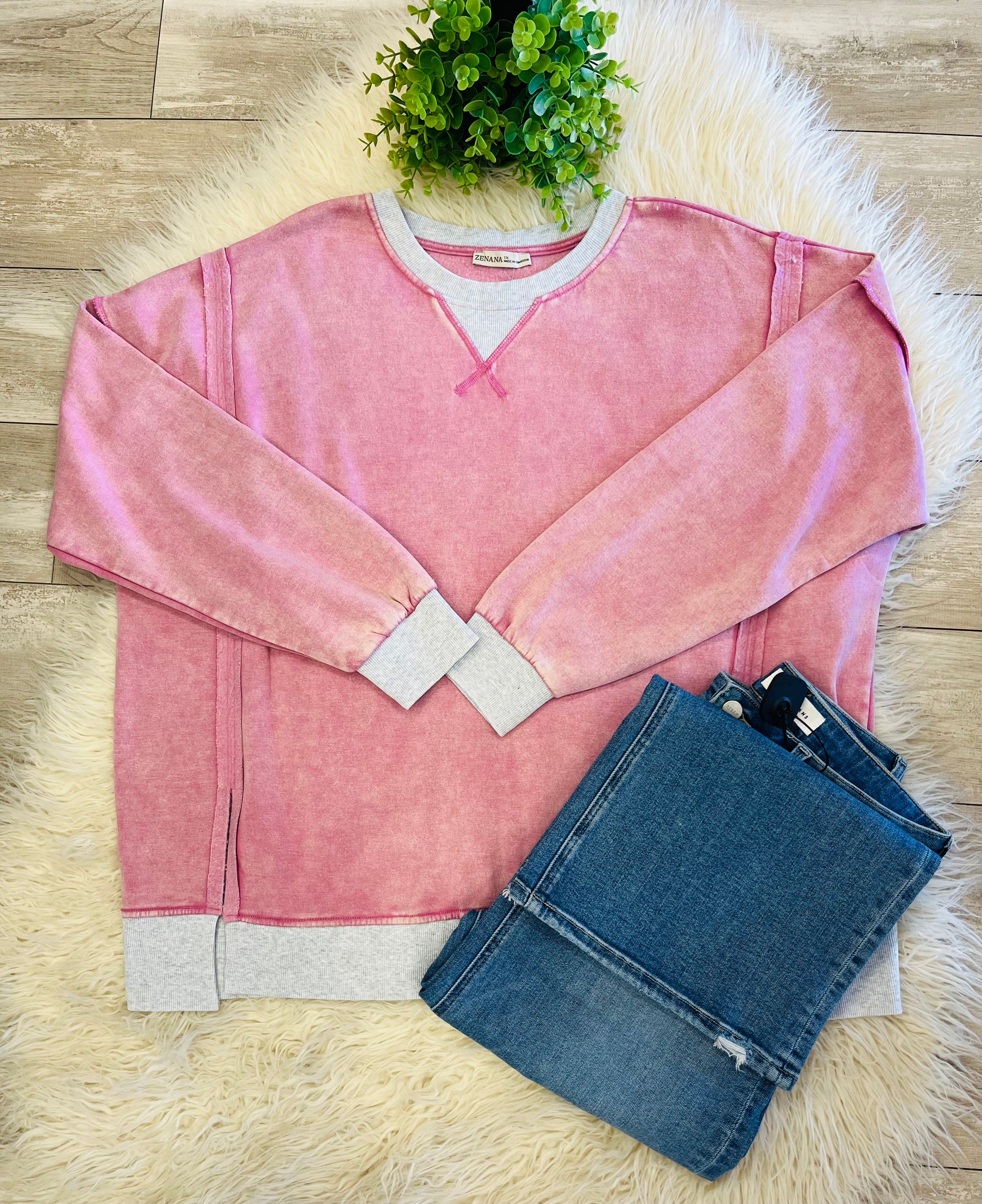 Women’s Curvy Zenana Washed Exposed Seam Sweatshirt In Vintage Pink