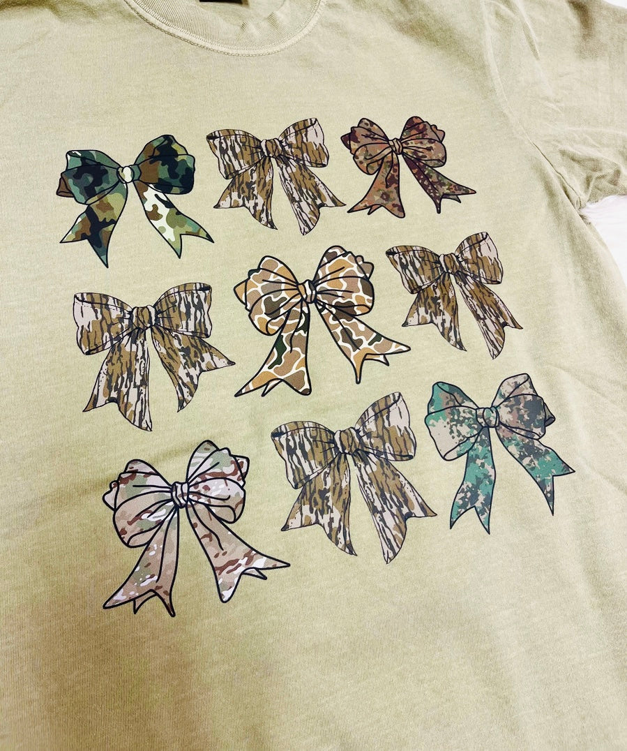 Women’s Camo Bow Graphic Tee