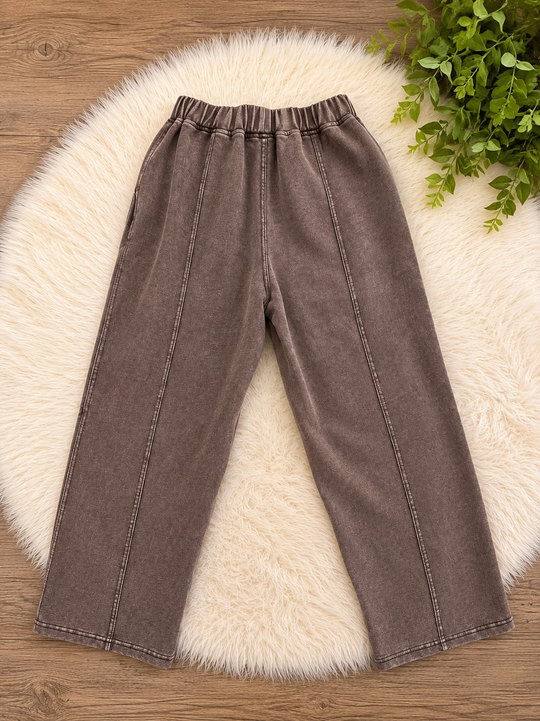 Mocha Acid Wash Petite/Cropped Barrel Pants Women’s