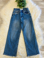 Women’s Risen Straight Leg Jeans 1790