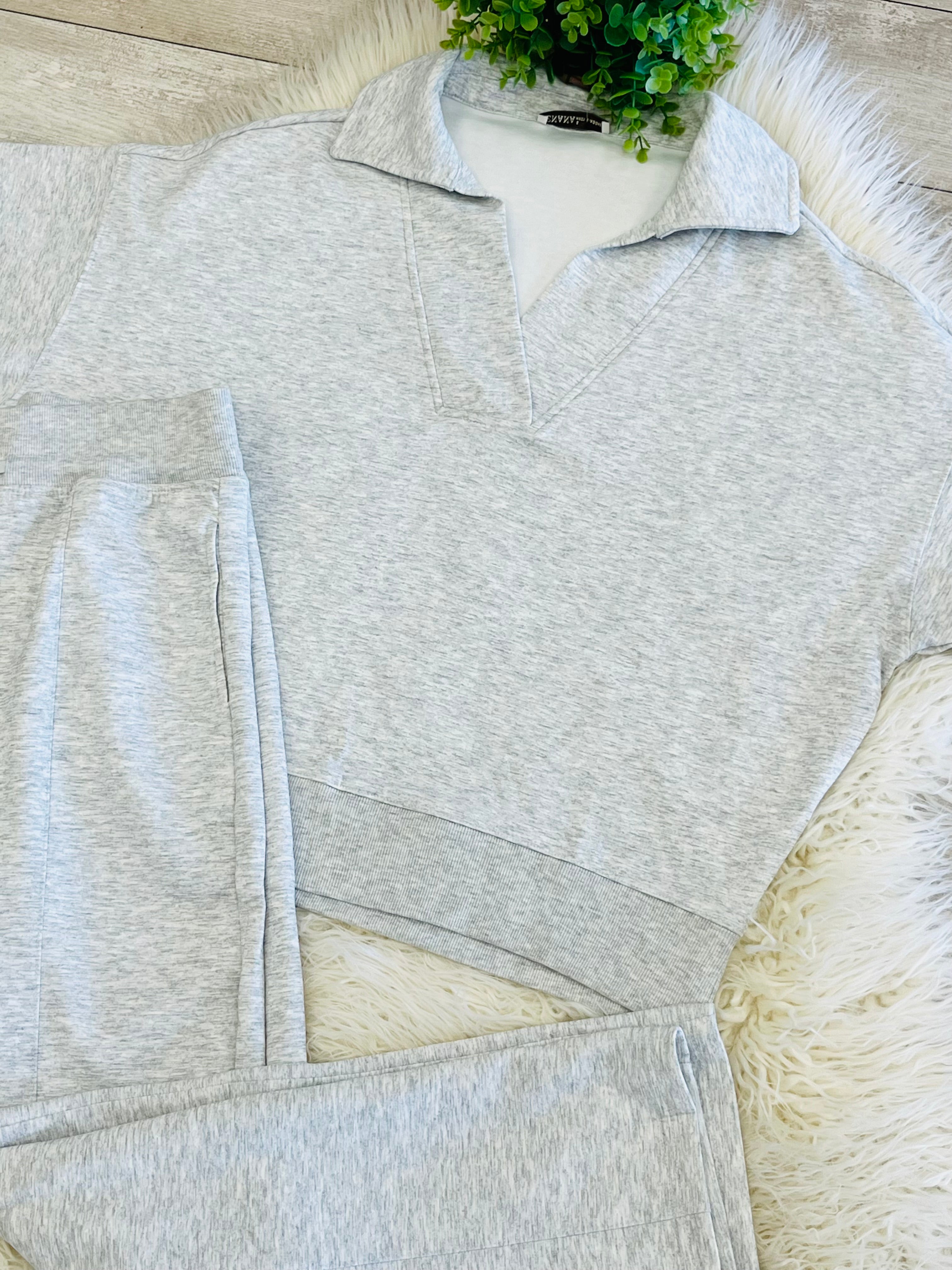 Women’s Zenana Short Sleeve Collared Scuba Set In Heather Grey