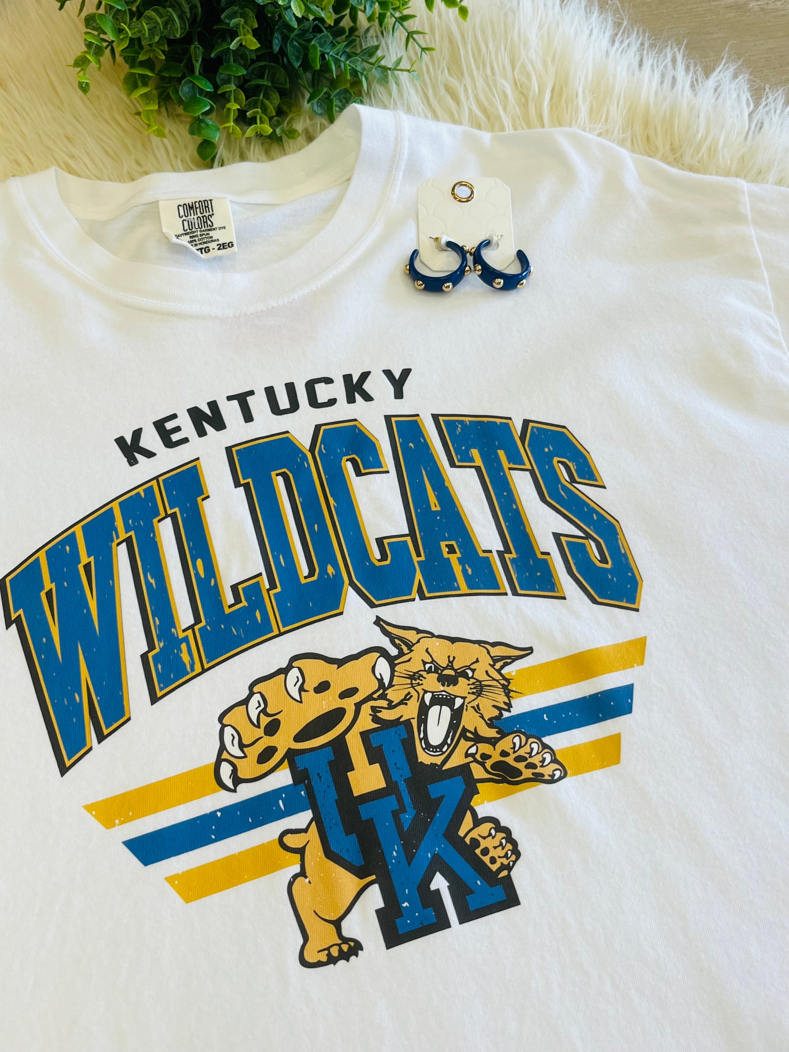 Women’s Kentucky Wildcat Graphic Tee