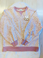Women’s pink Cheetah print top-true to size