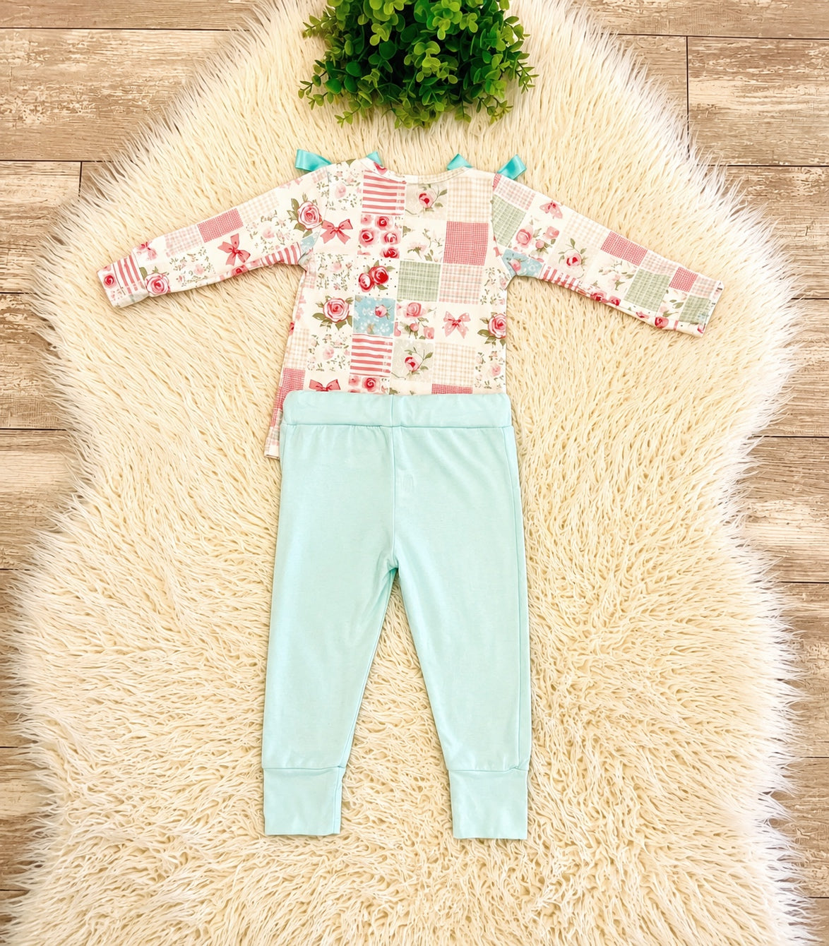 Girl’s Ribbon Bow Floral Outfit