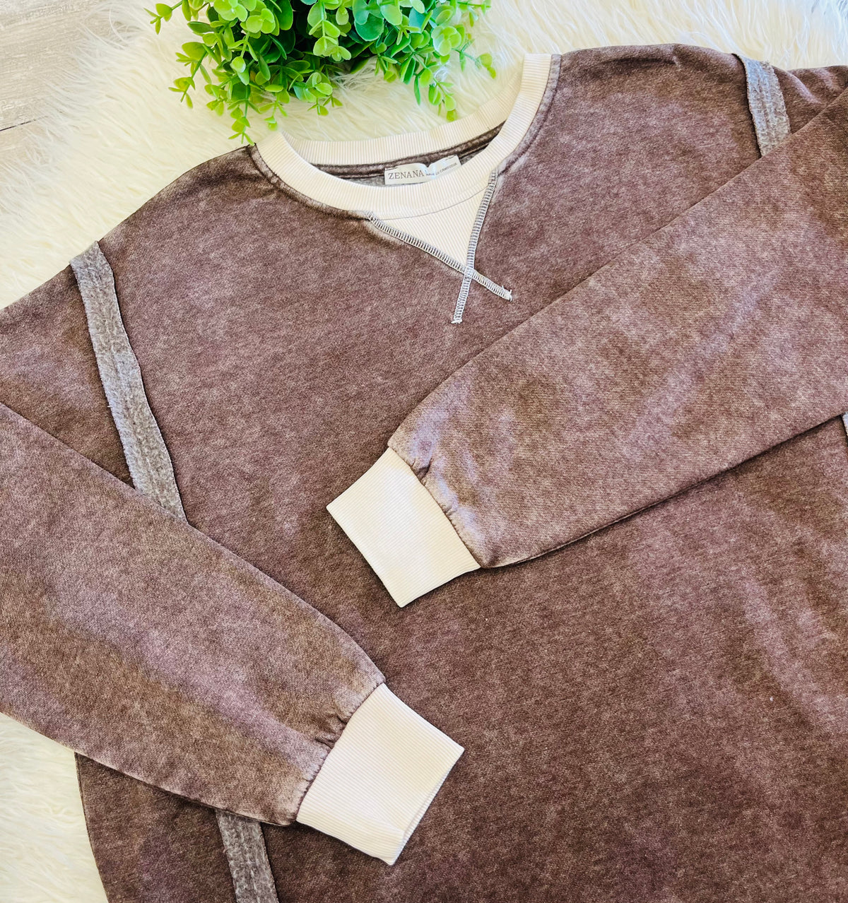 Women’s Zenana Washed Exposed Seam Sweatshirt In Chocolate Brown