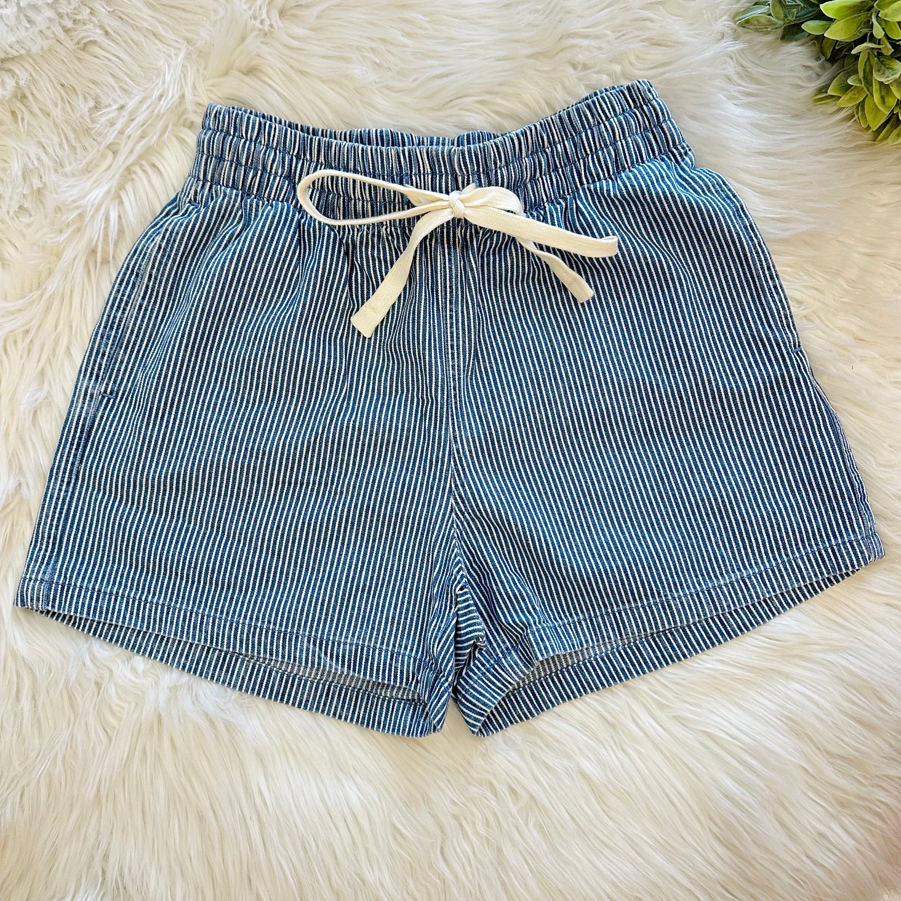 Women’s Evermmee Blue Striped Shorts