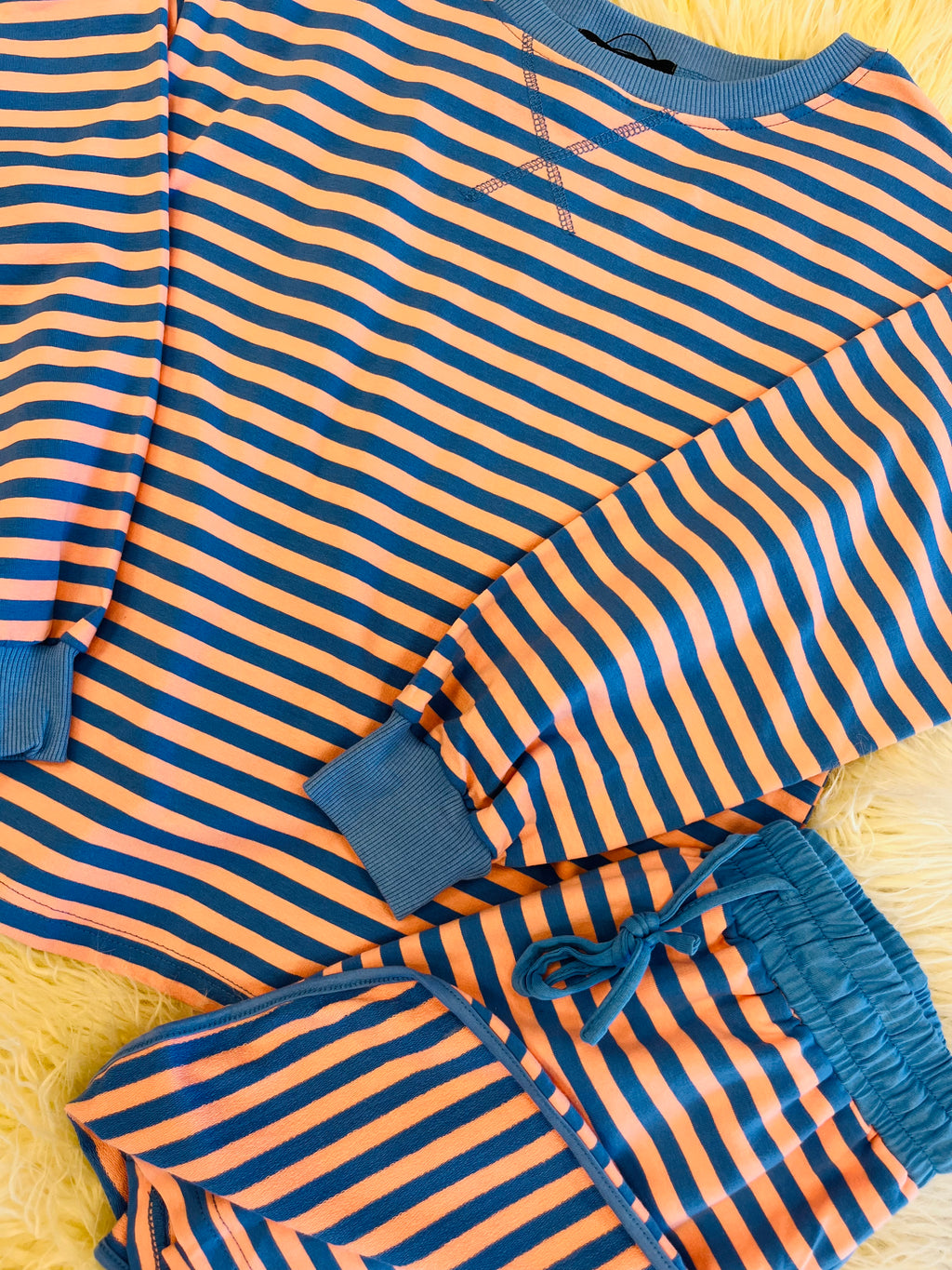 Women’s Evermmee Pink+Blue Stripped Long Sleeve Scort Set