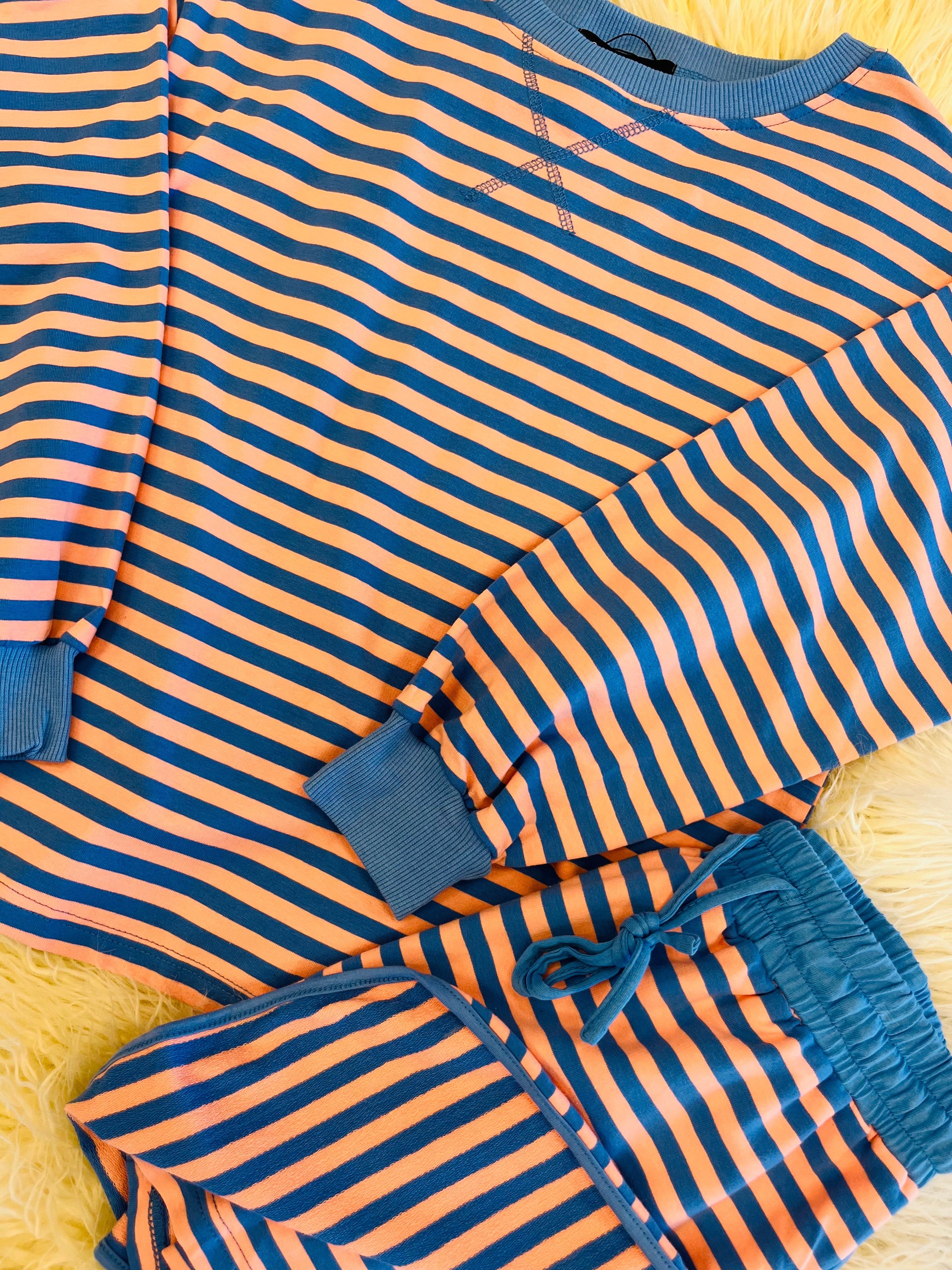 Women’s Evermmee Pink+Blue Stripped Long Sleeve Scort Set