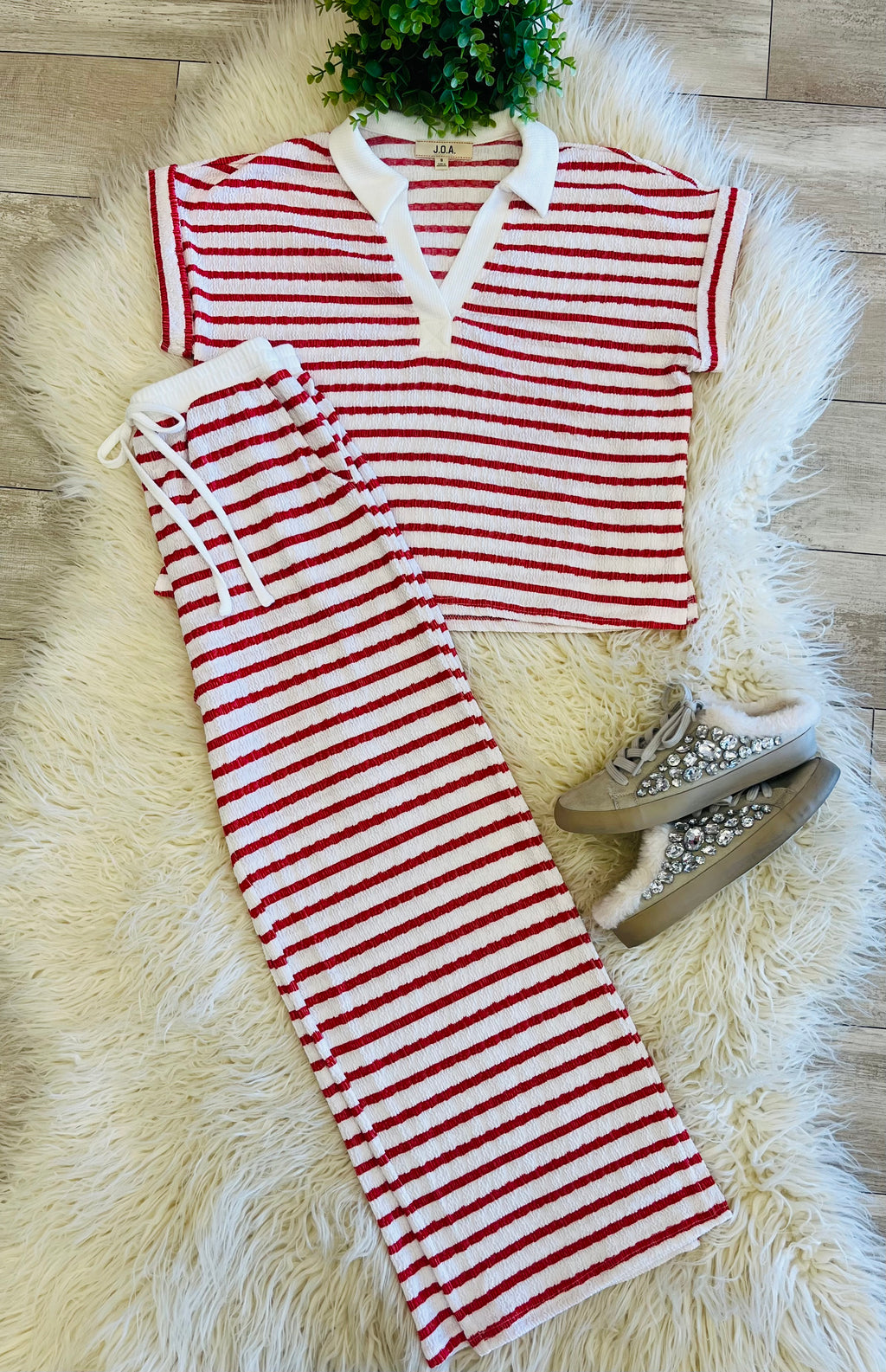 Women’s Textured Stripe Set