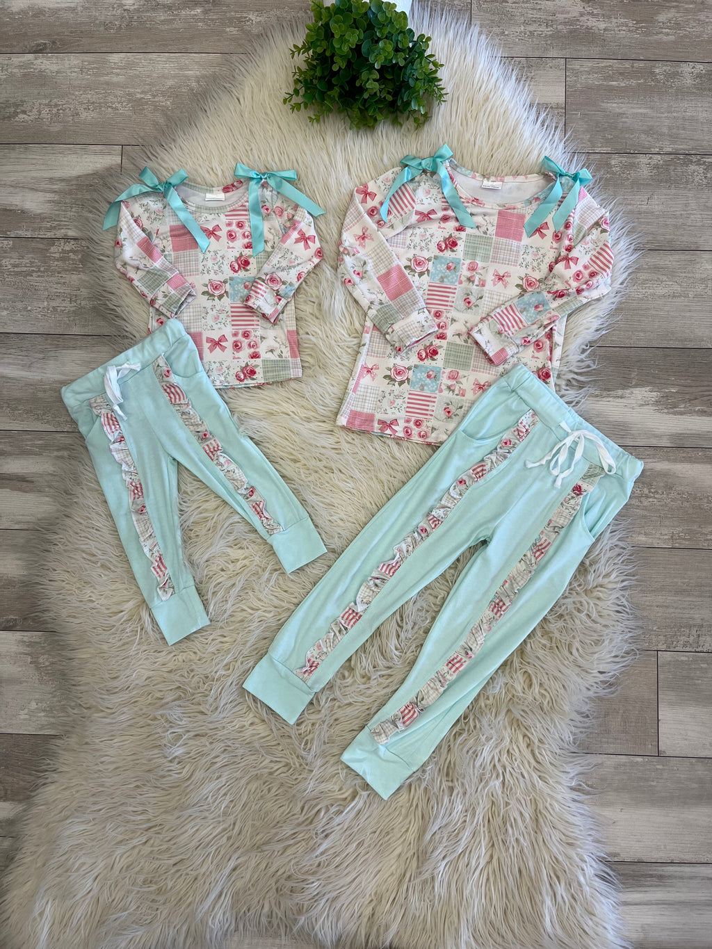 Girl’s Ribbon Bow Floral Outfit