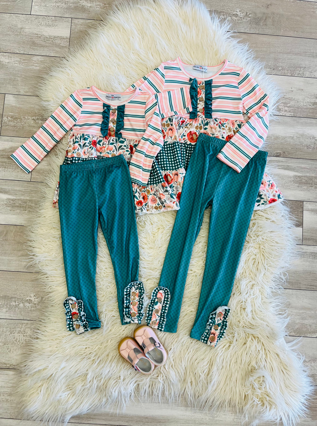 Girl’s Gingham Floral Stripe Patterned Outfit