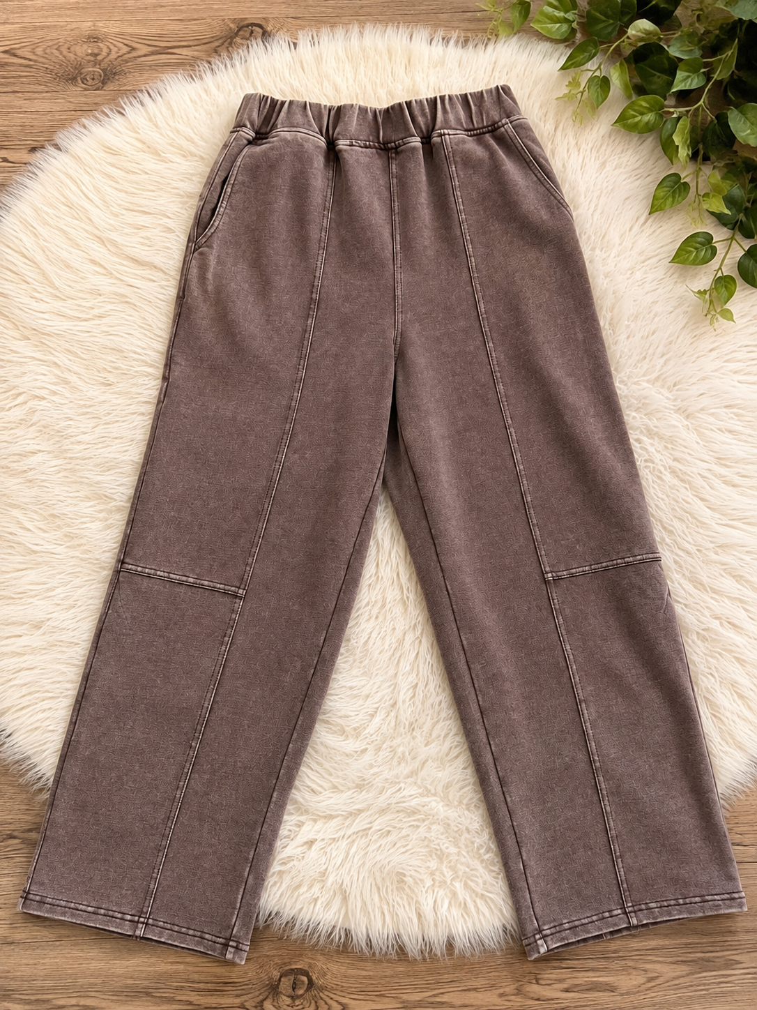 Mocha Acid Wash Petite/Cropped Barrel Pants Women’s