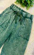 Women’s Zenana Exposed- Seam Flare Hem Pants With Pockets In Dark Green
