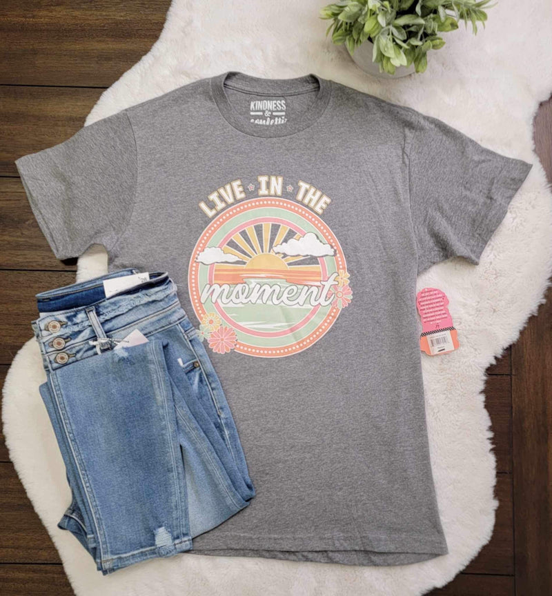 Live in the Moment Tee - Mini Mee Boutique