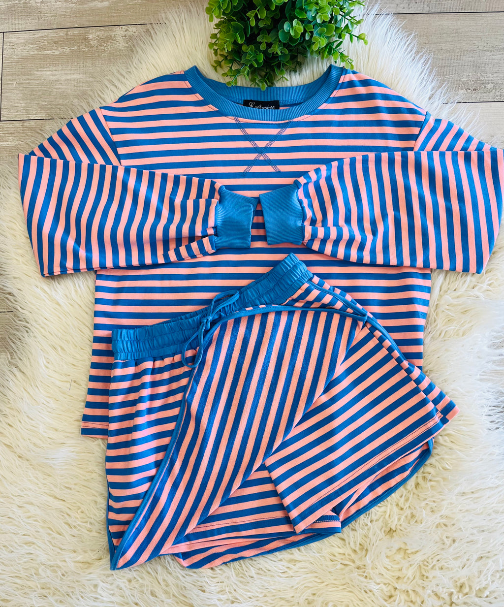 Women’s Evermmee Peach+Blue Stripped Long Sleeve Skort Set