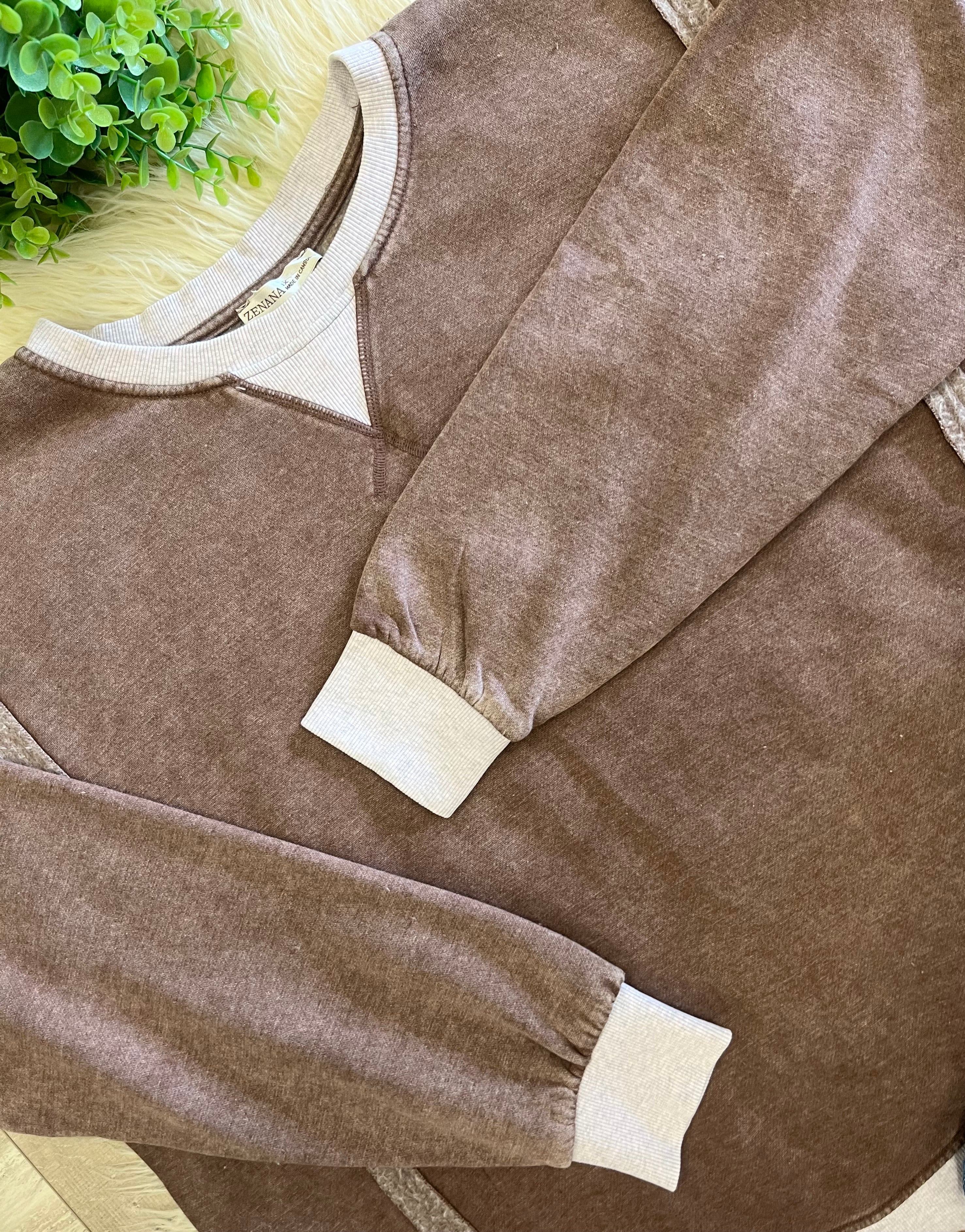 Women’s Curvy Zenana Washed Exposed Seam Sweatshirt In Brown