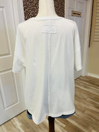 Women’s Curvy J.O.A White Round Neck Exposed Seam Top